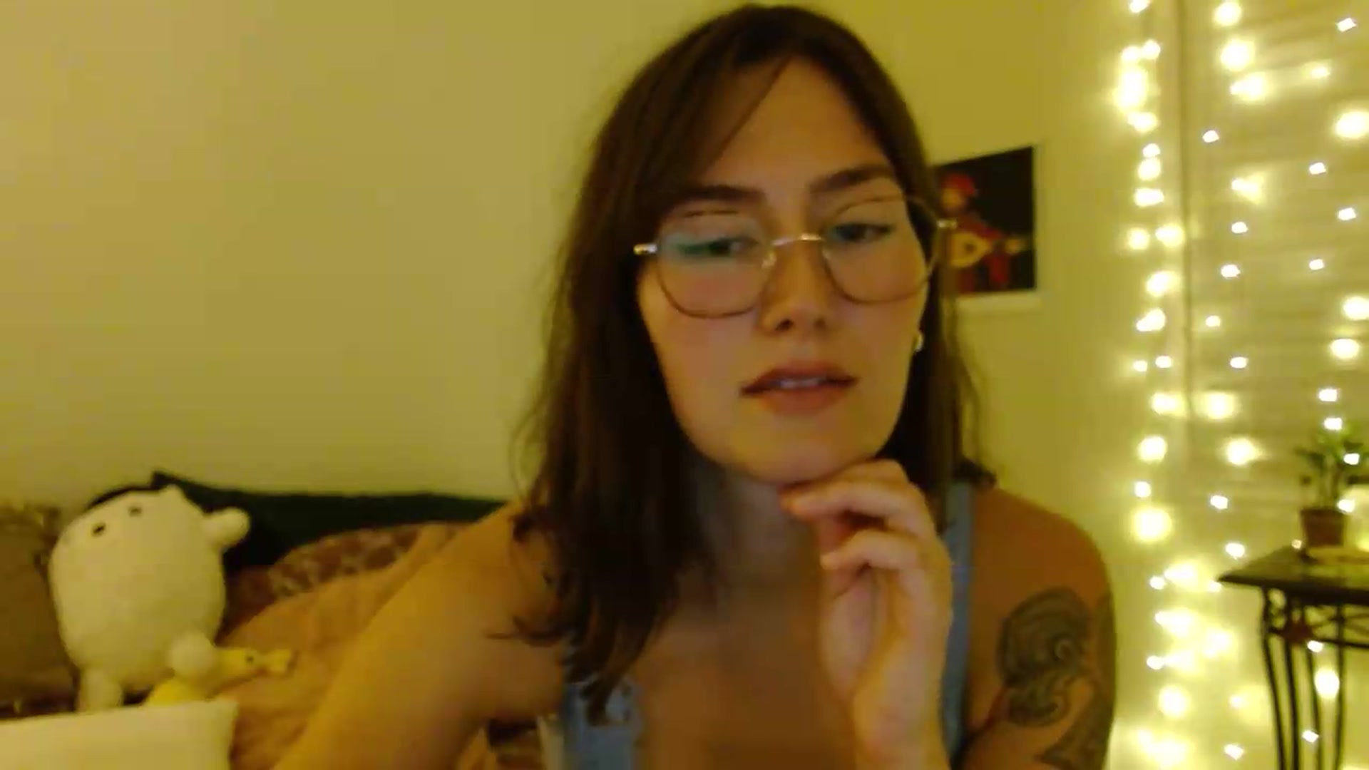 Gallery image thumbnail from honey28's myfreecams stream on, 09/03/2026, 05:06 image 6 of 20