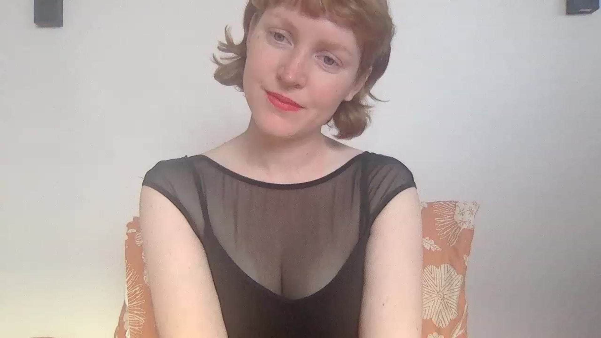 Gallery image thumbnail from honey_bea_'s myfreecams stream on, 05/13/2023, 01:19 image 9 of 20