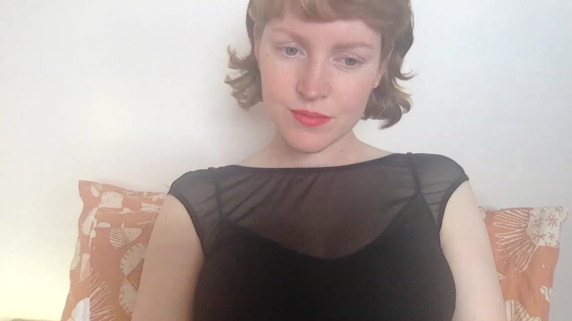 Gallery image thumbnail from honey_bea_'s myfreecams stream on, 05/13/2023, 01:19 image 15 of 20