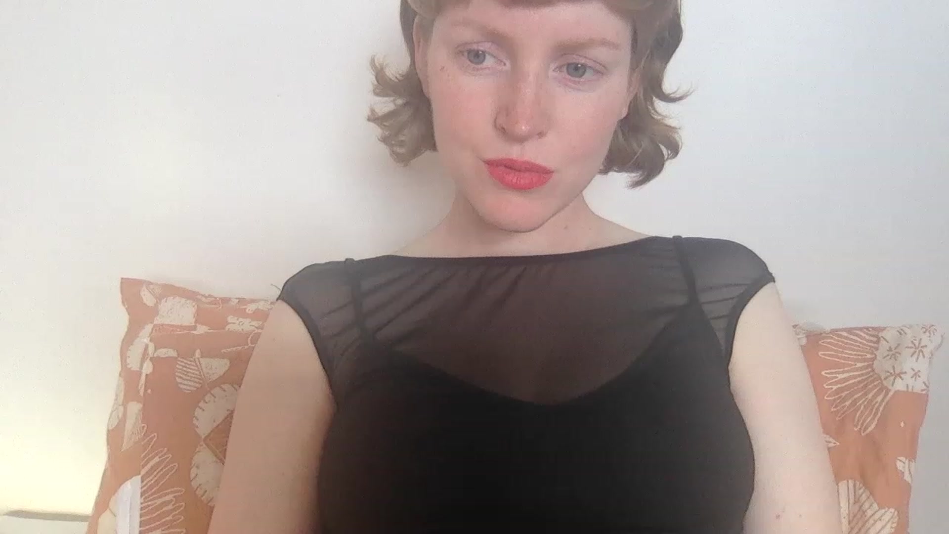 Gallery image thumbnail from honey_bea_'s myfreecams stream on, 05/13/2023, 01:19 image 17 of 20