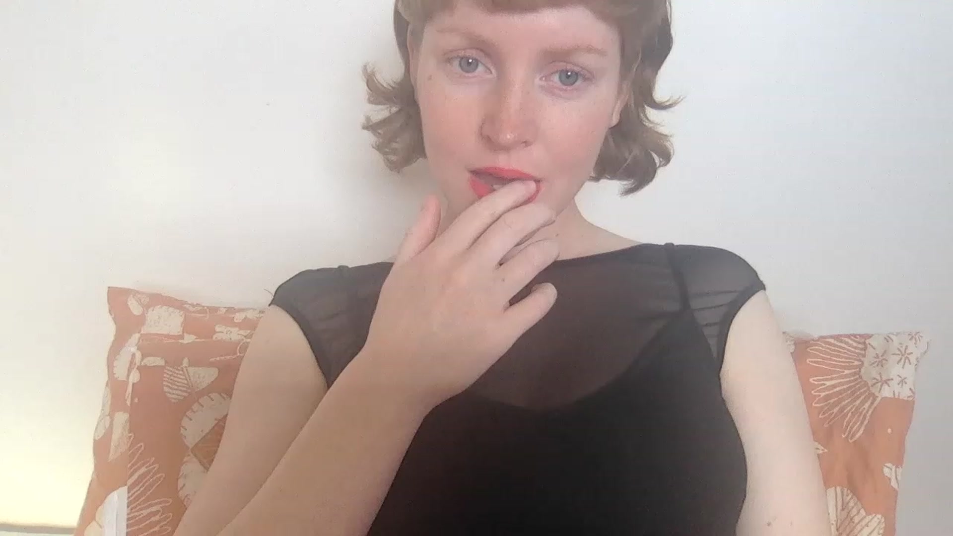 Gallery image thumbnail from honey_bea_'s myfreecams stream on, 05/13/2023, 01:19 image 16 of 20