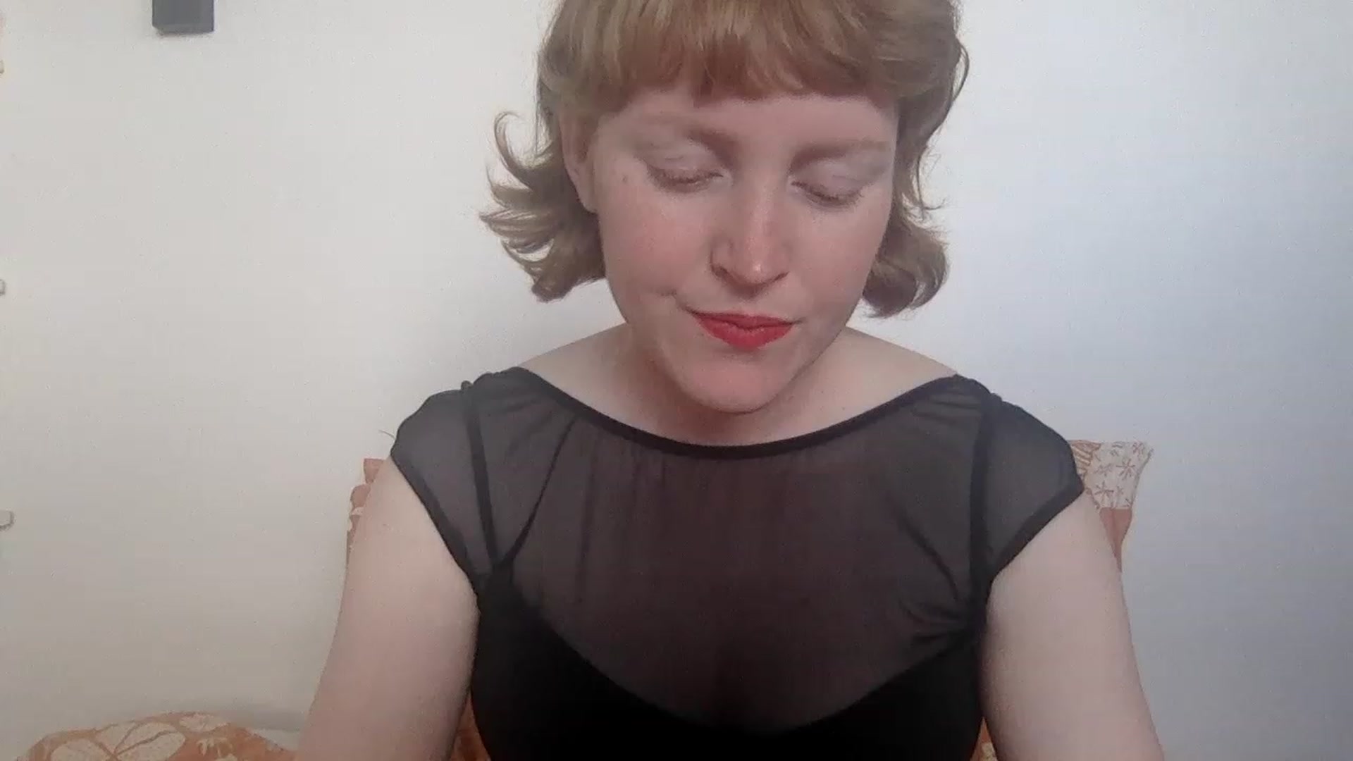 Gallery image thumbnail from honey_bea_'s myfreecams stream on, 05/13/2023, 02:22 image 6 of 20
