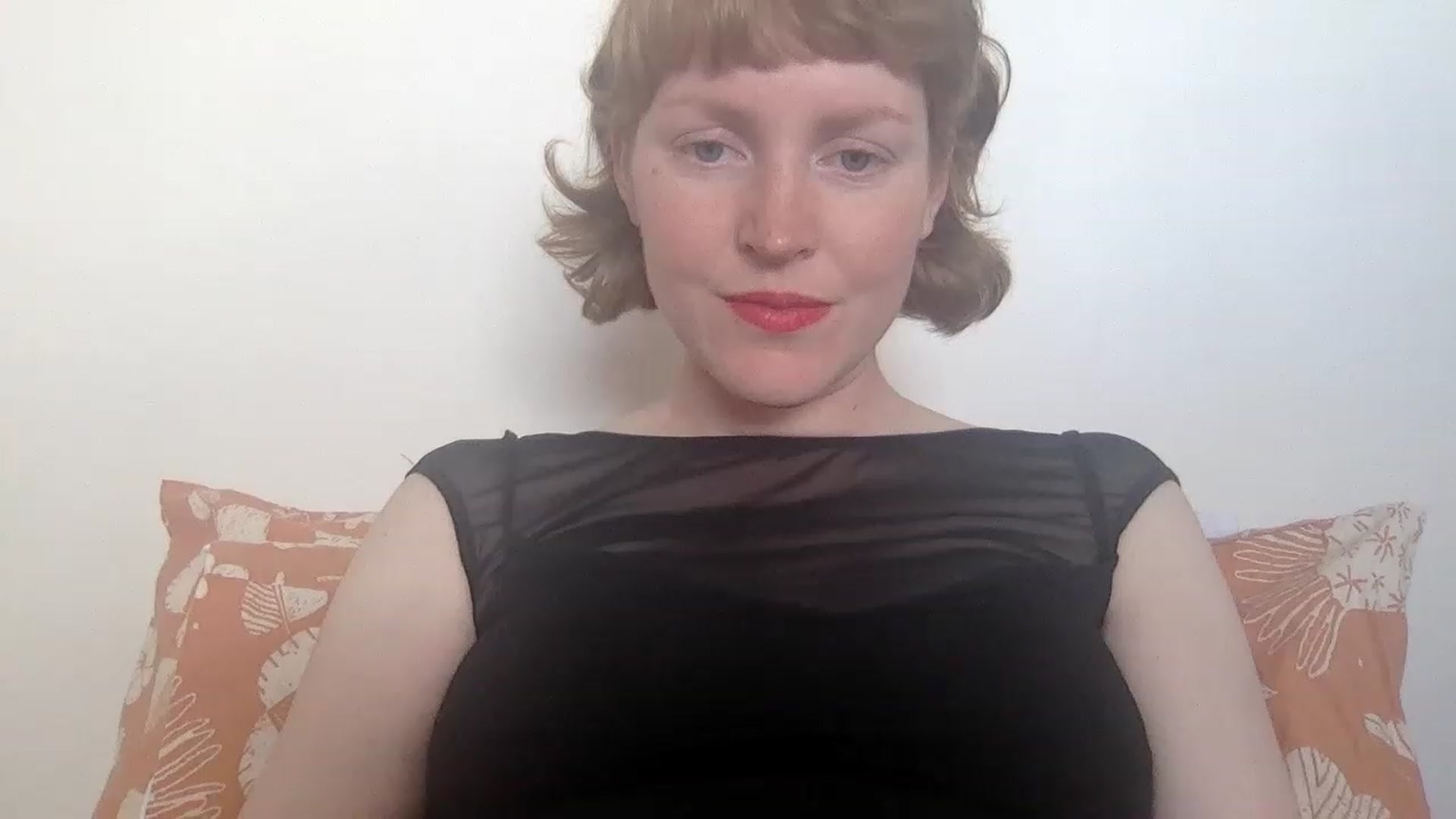 Gallery image thumbnail from honey_bea_'s myfreecams stream on, 05/13/2023, 02:22 image 7 of 20
