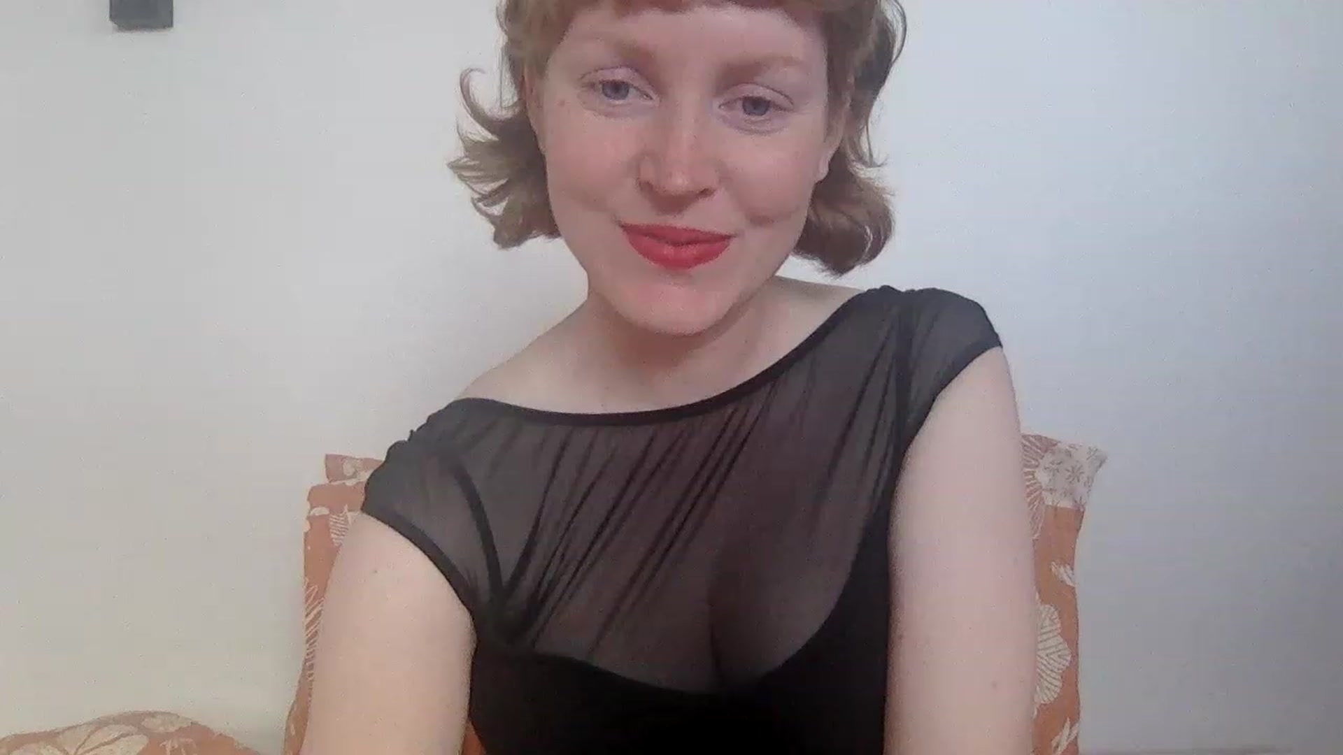 Gallery image thumbnail from honey_bea_'s myfreecams stream on, 05/13/2023, 02:22 image 5 of 20