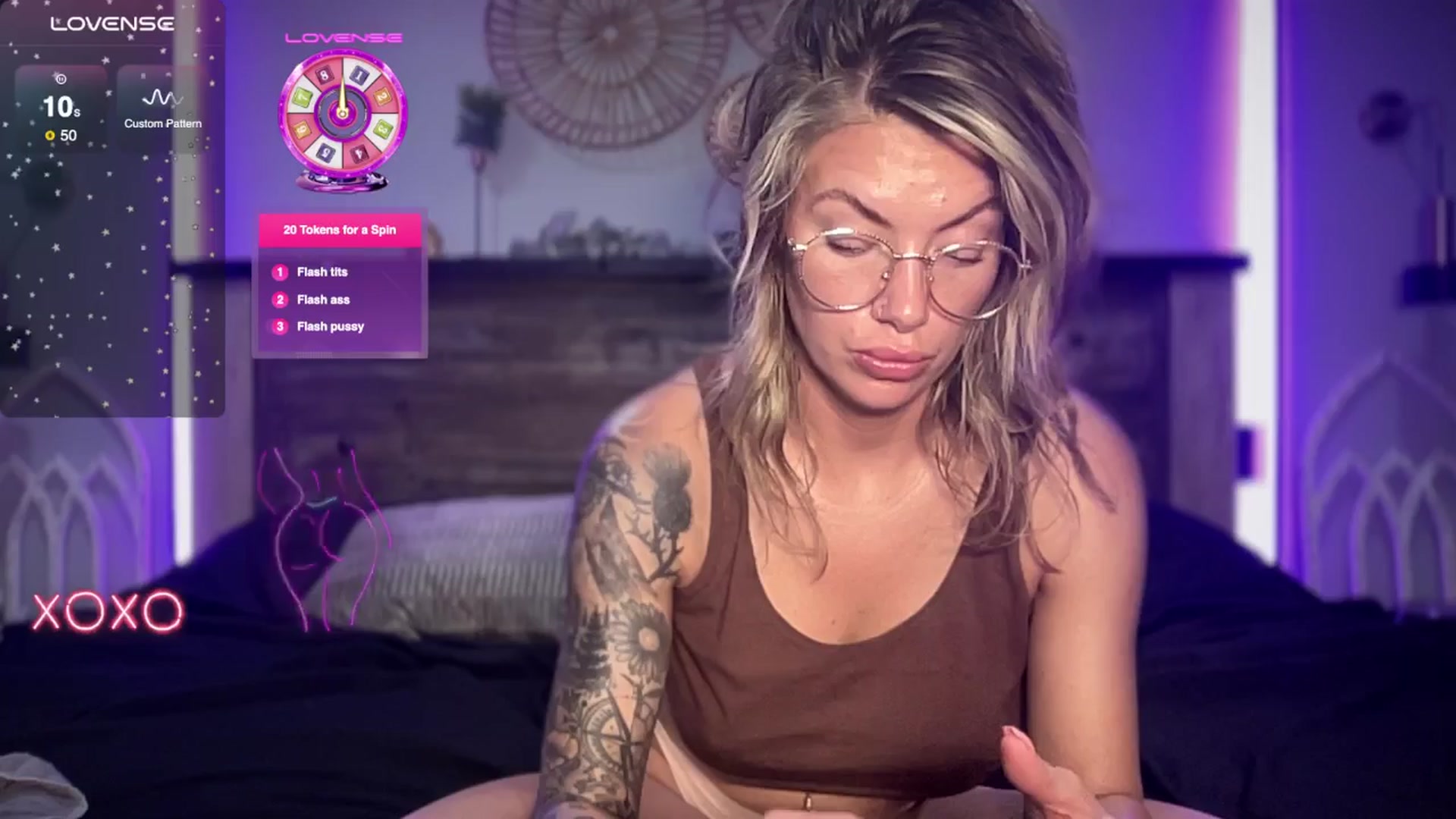 Gallery image thumbnail from honeyoutlaw's myfreecams stream on, 04/07/2025, 18:38 image 17 of 20
