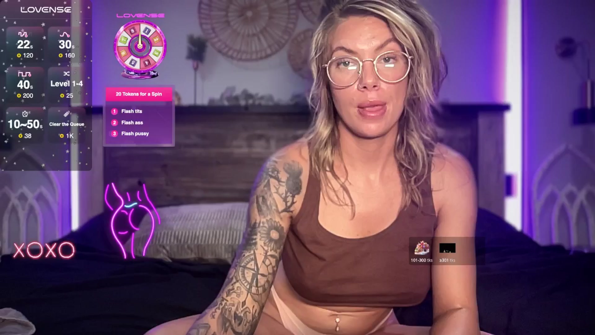Gallery image thumbnail from honeyoutlaw's myfreecams stream on, 04/07/2025, 18:38 image 16 of 20