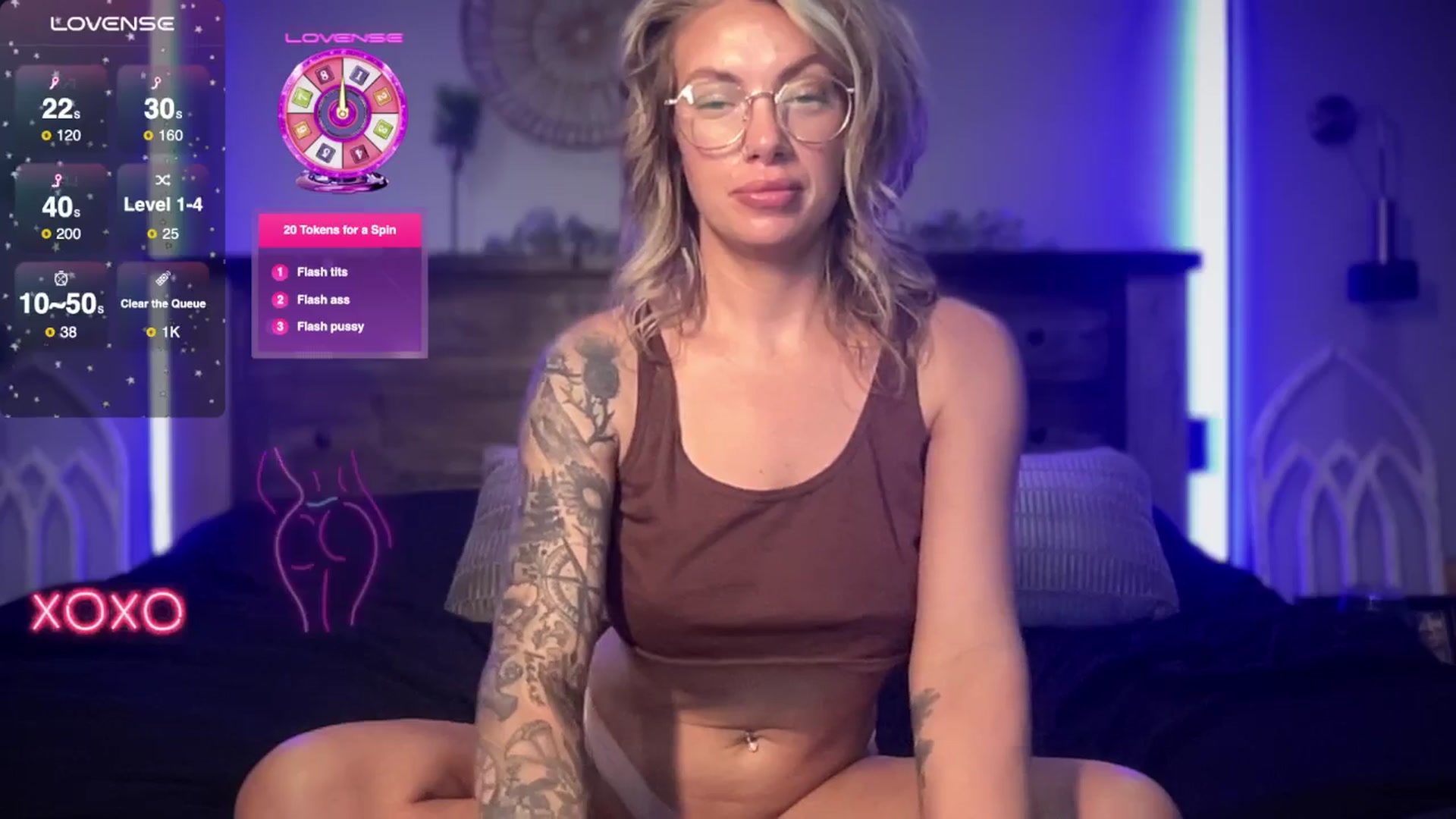 Gallery image thumbnail from honeyoutlaw's myfreecams stream on, 04/07/2025, 20:12 image 8 of 20