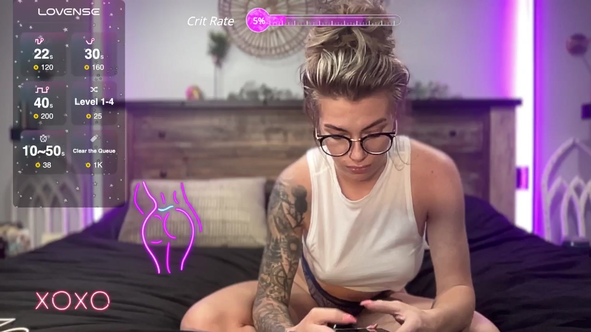 Gallery image thumbnail from honeyoutlaw's myfreecams stream on, 04/14/2025, 19:29 image 5 of 20