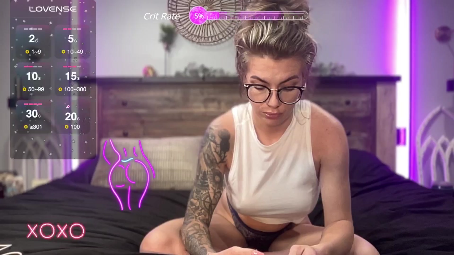 Gallery image thumbnail from honeyoutlaw's myfreecams stream on, 04/14/2025, 19:29 image 4 of 20