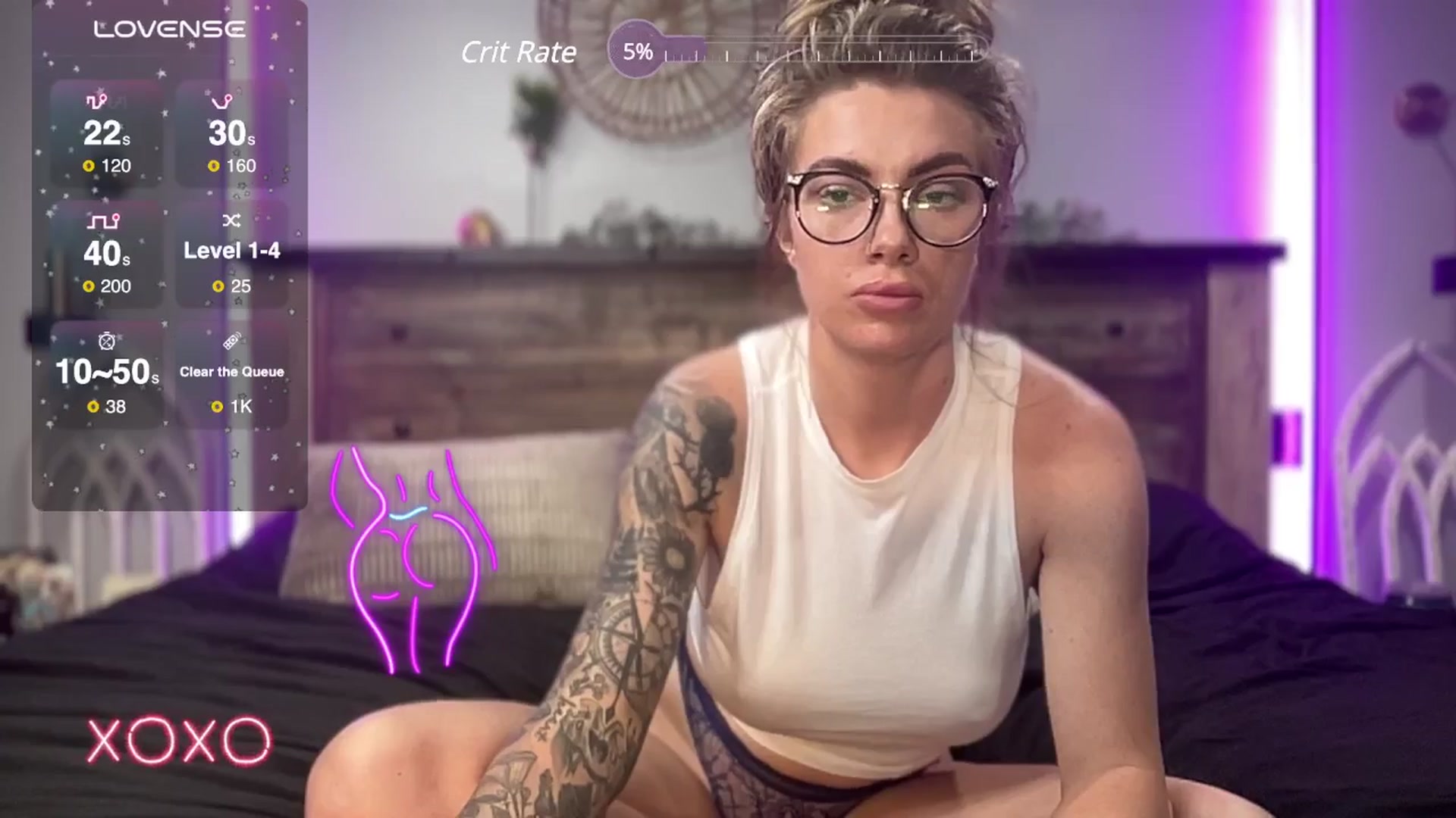 Gallery image thumbnail from honeyoutlaw's myfreecams stream on, 04/14/2025, 19:29 image 17 of 20