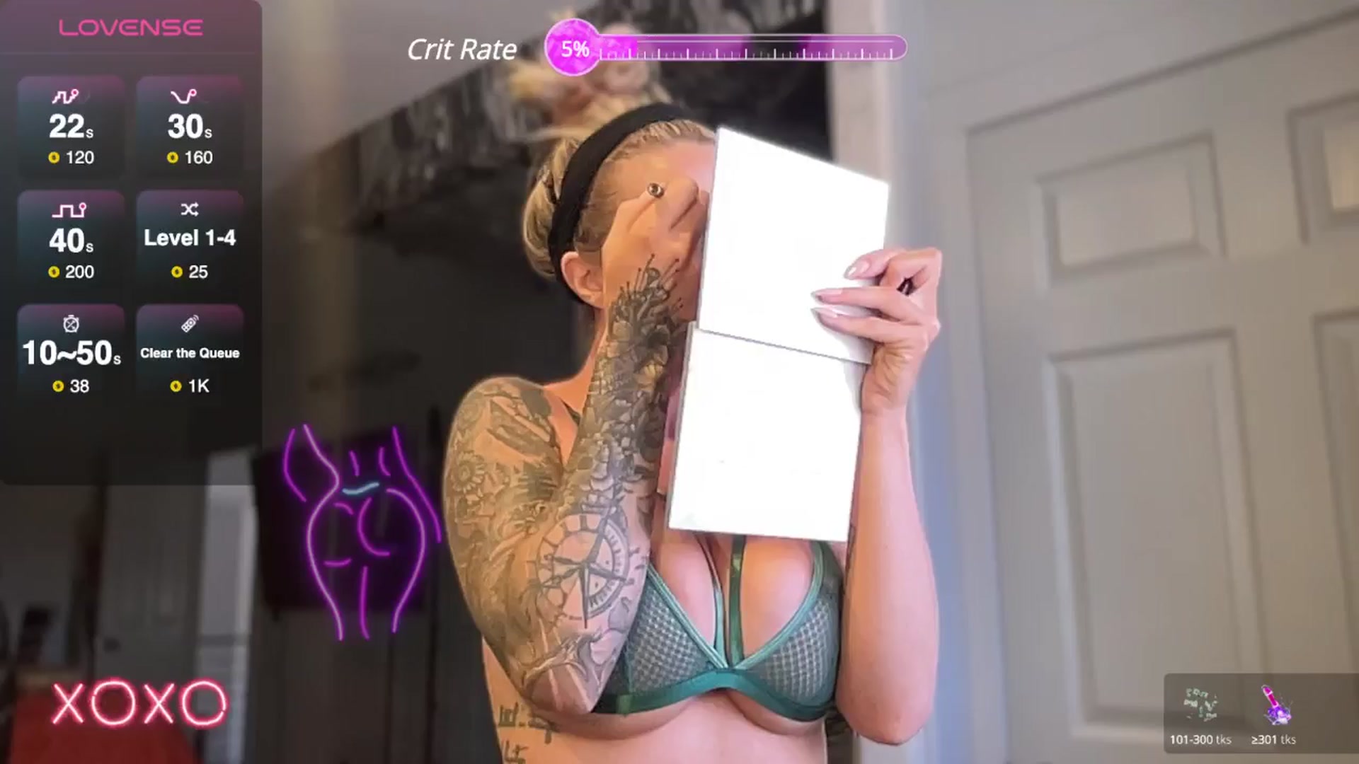 Gallery image thumbnail from honeyoutlaw's myfreecams stream on, 05/07/2025, 17:56 image 9 of 20