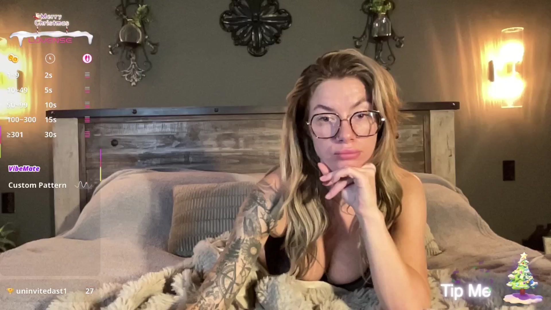 Gallery image thumbnail from honeyoutlaw's myfreecams stream on, 12/22/2025, 07:28 image 13 of 20
