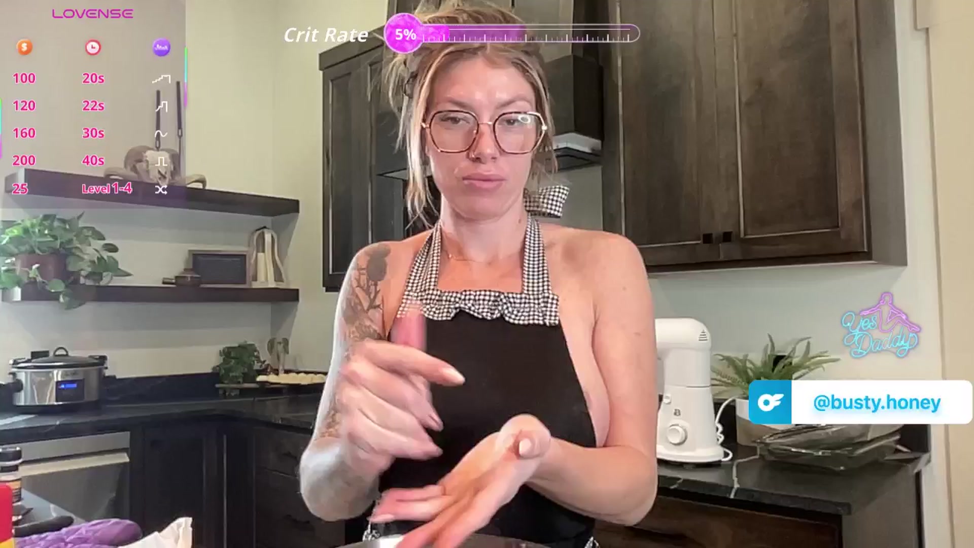 Gallery image thumbnail from honeyoutlaw's myfreecams stream on, 01/20/2026, 21:58 image 5 of 20