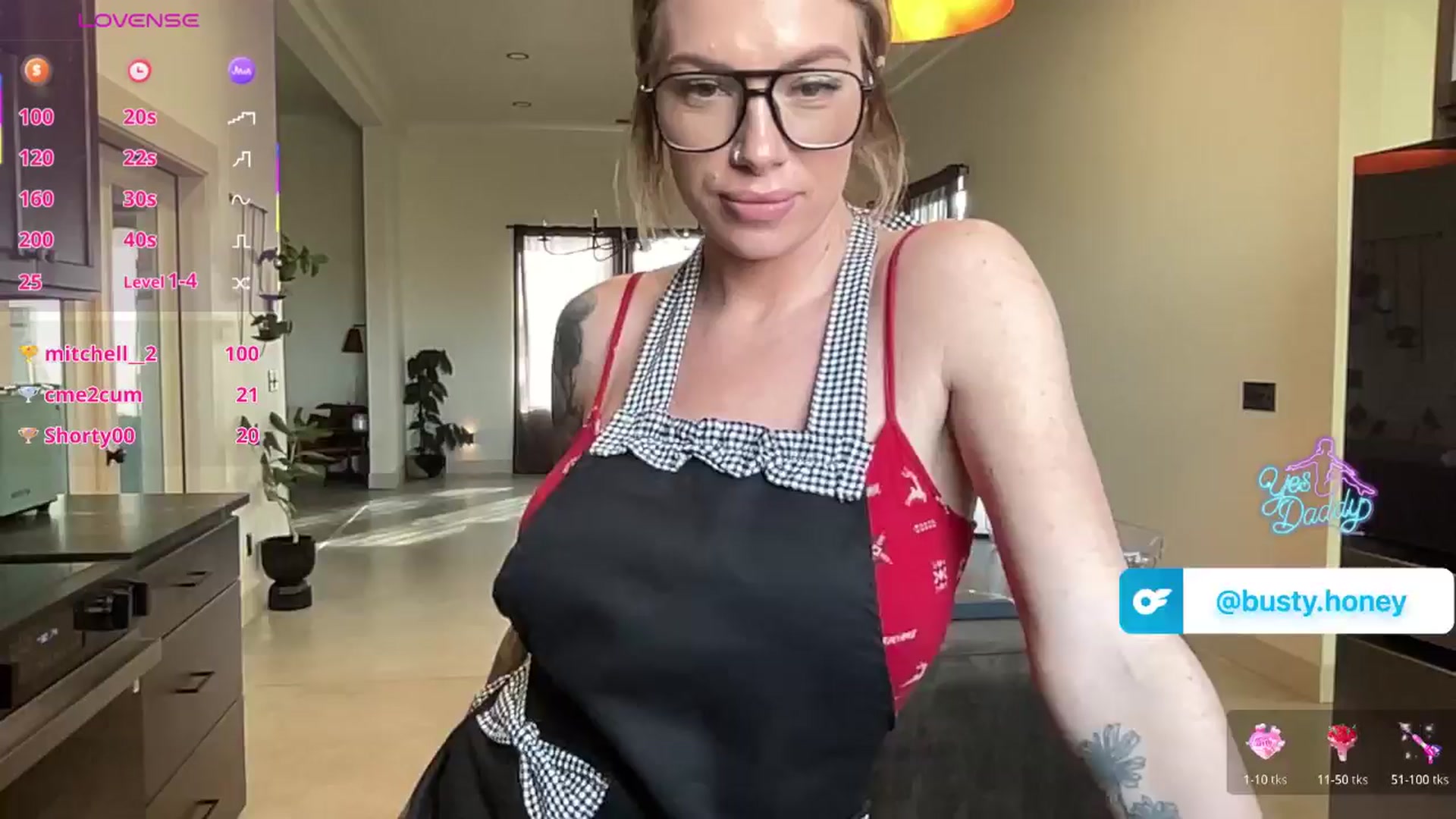 Gallery image thumbnail from honeyoutlaw's myfreecams stream on, 02/03/2026, 22:09 image 8 of 20
