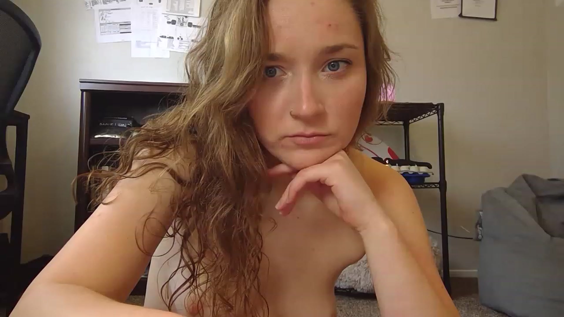 Gallery image thumbnail from hornyhippiexx's myfreecams stream on, 02/23/2023, 23:00 image 20 of 20