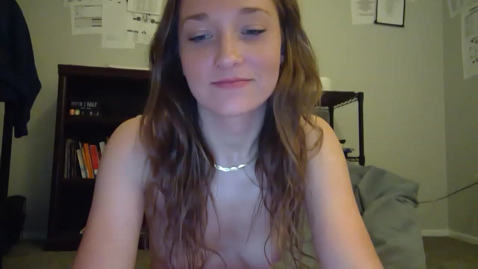 Gallery image thumbnail from hornyhippiexx's myfreecams stream on, 05/07/2023, 07:18 image 5 of 20