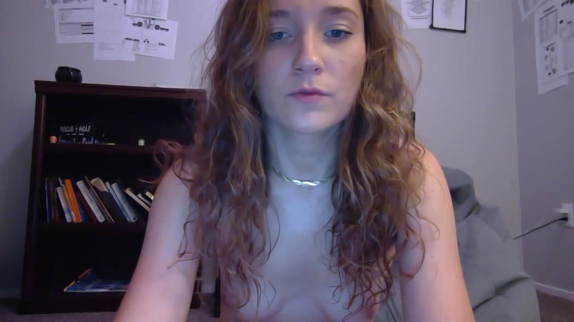 Gallery image thumbnail from hornyhippiexx's myfreecams stream on, 06/21/2023, 04:20 image 16 of 20