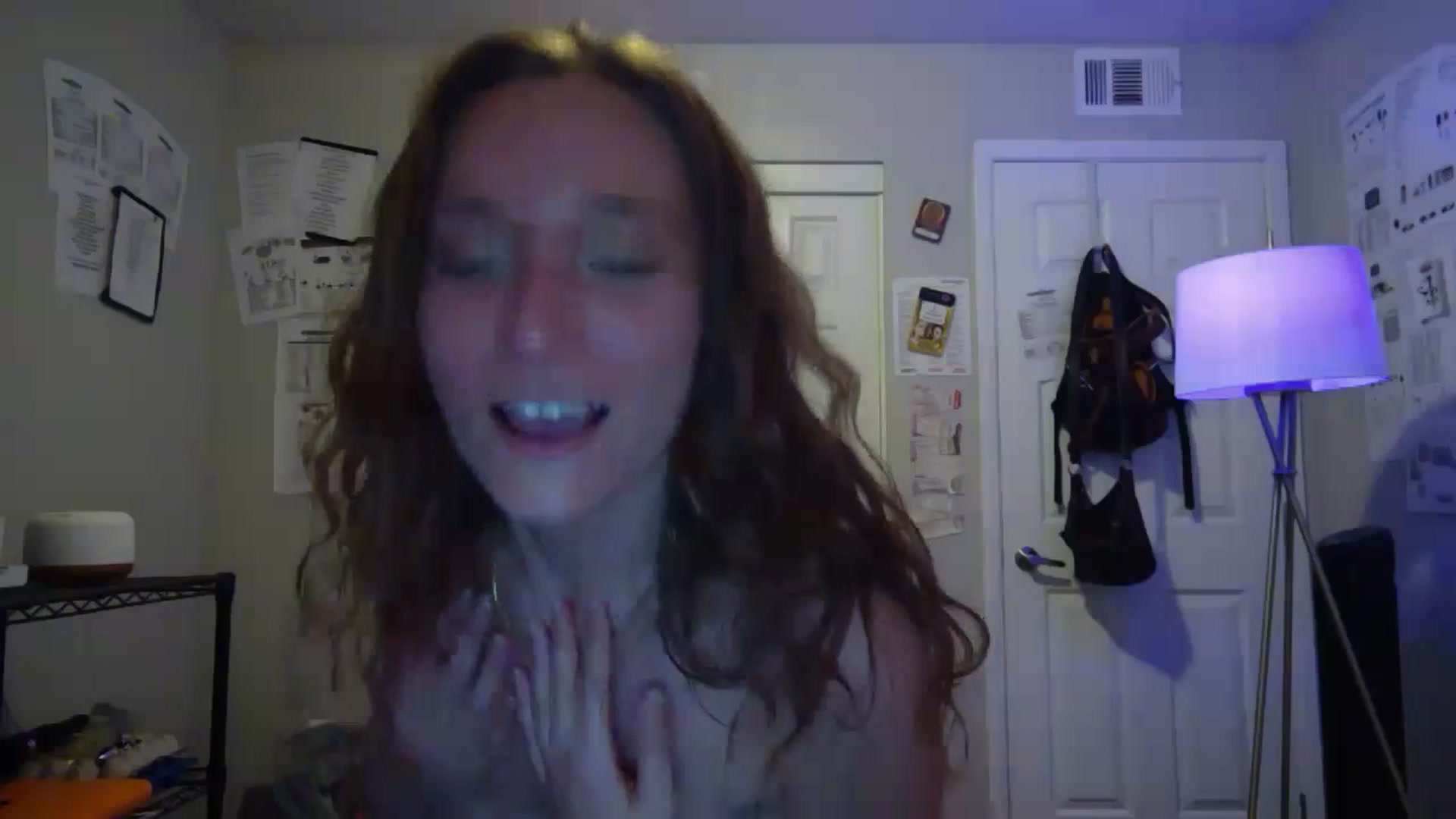 Gallery image thumbnail from hornyhippiexx's myfreecams stream on, 07/02/2023, 09:15 image 1 of 20