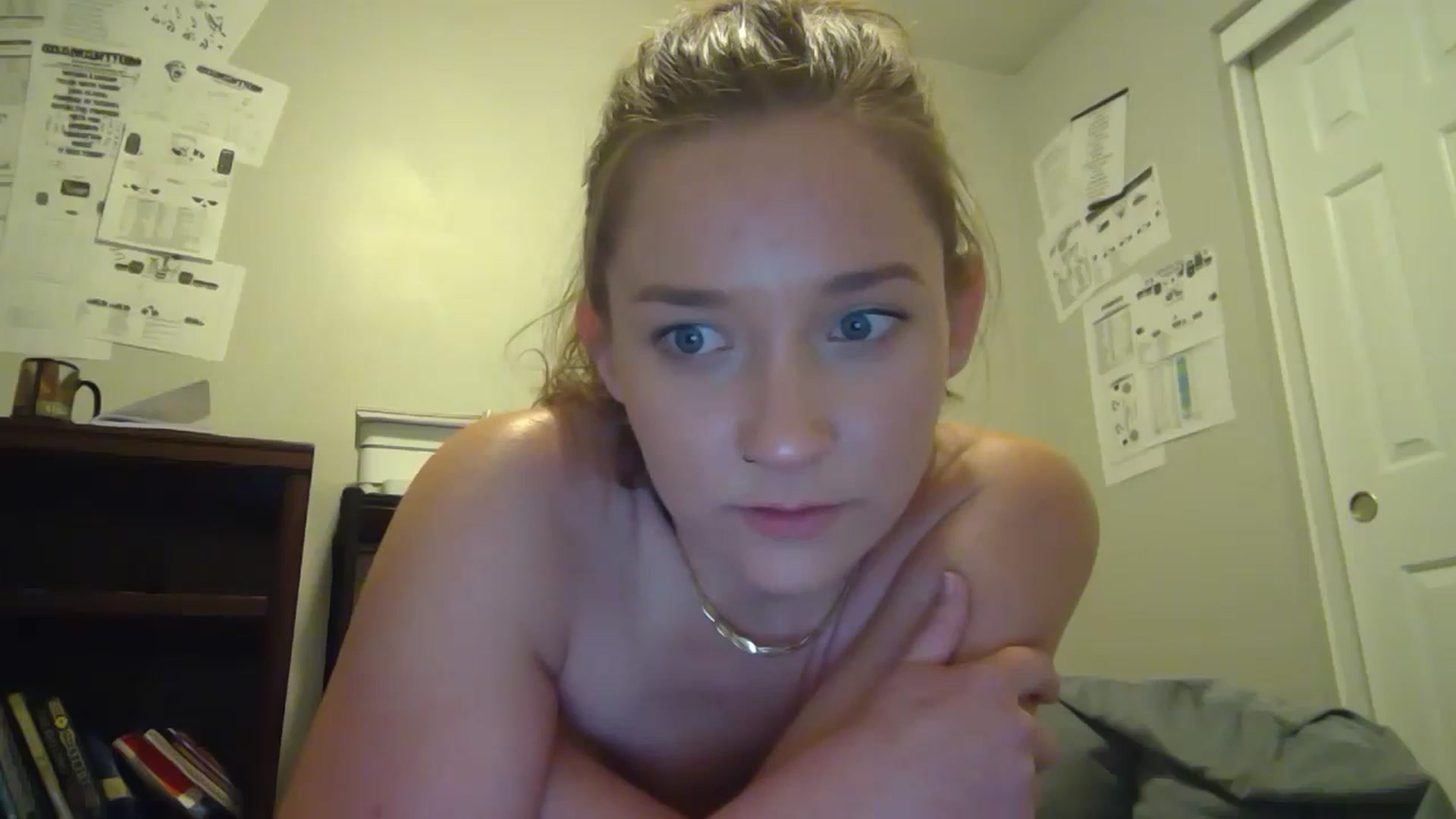 Gallery image thumbnail from hornyhippiexx's myfreecams stream on, 07/09/2023, 08:37 image 14 of 20