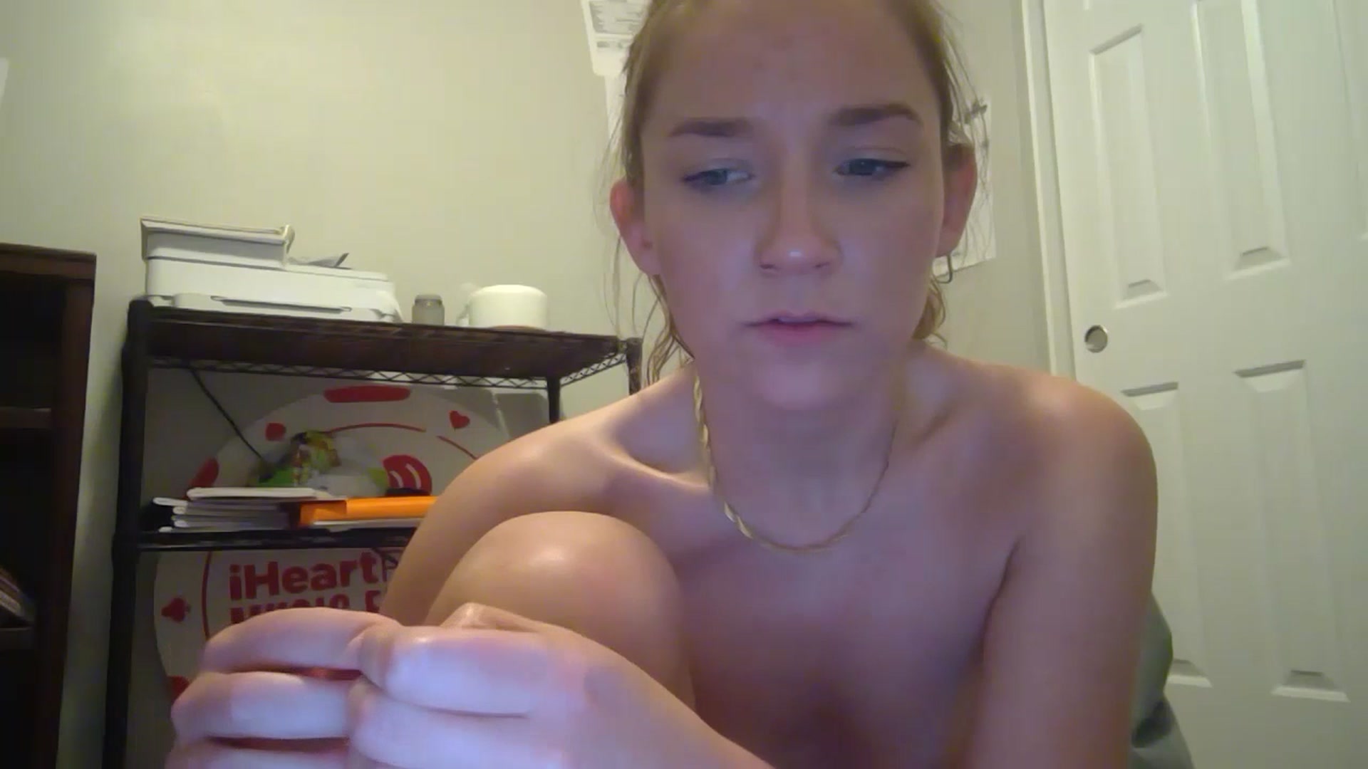 Gallery image thumbnail from hornyhippiexx's myfreecams stream on, 07/09/2023, 08:37 image 15 of 20