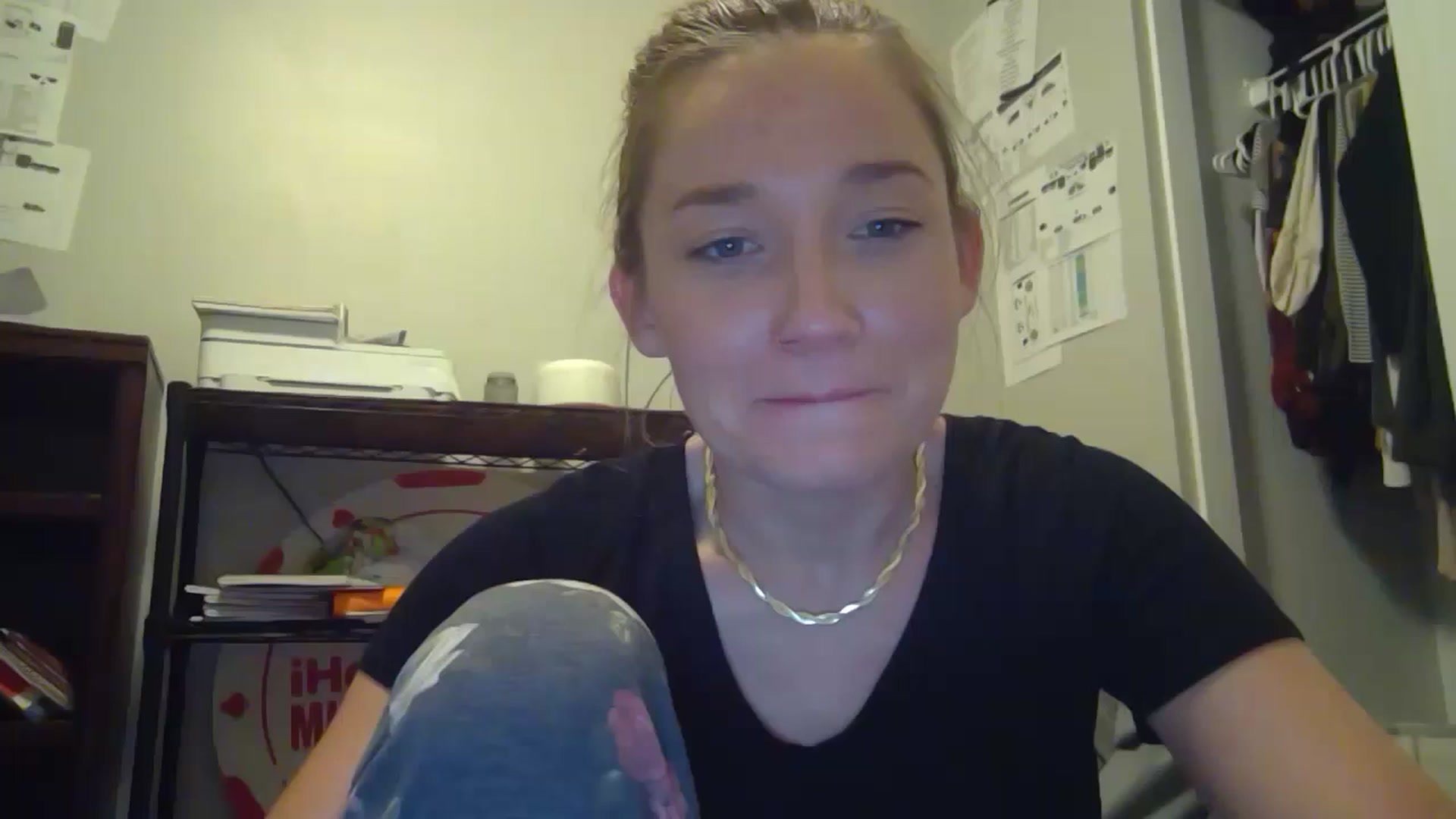 Gallery image thumbnail from hornyhippiexx's myfreecams stream on, 07/09/2023, 10:45 image 7 of 20