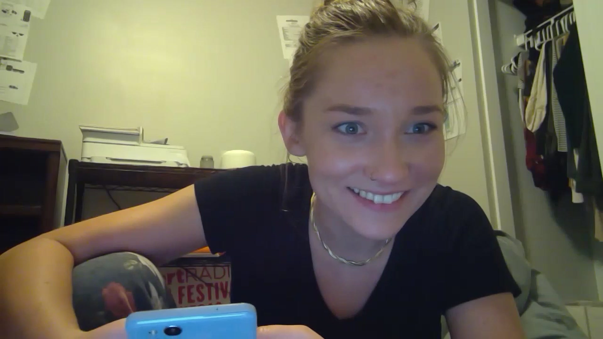 Gallery image thumbnail from hornyhippiexx's myfreecams stream on, 07/09/2023, 10:45 image 19 of 20