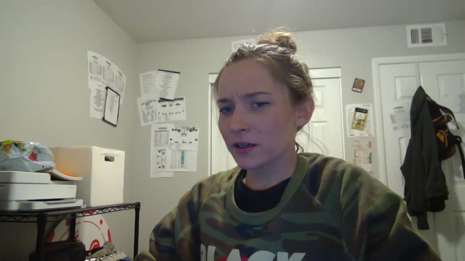 Gallery image thumbnail from hornyhippiexx's myfreecams stream on, 08/21/2023, 08:13 image 6 of 20