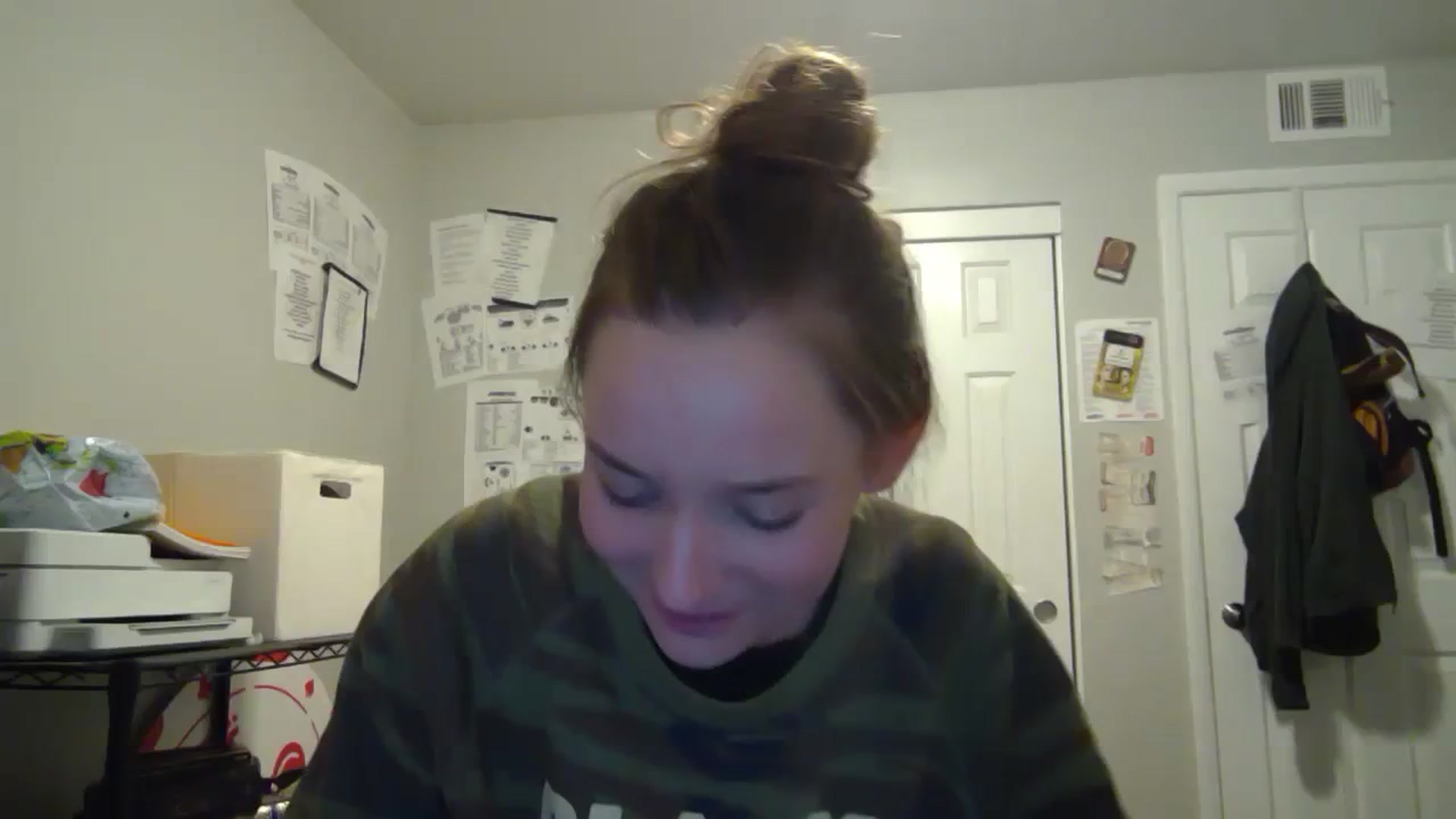 Gallery image thumbnail from hornyhippiexx's myfreecams stream on, 08/21/2023, 08:13 image 17 of 20