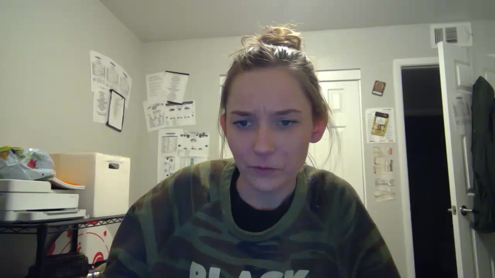 Gallery image thumbnail from hornyhippiexx's myfreecams stream on, 08/21/2023, 08:13 image 14 of 20