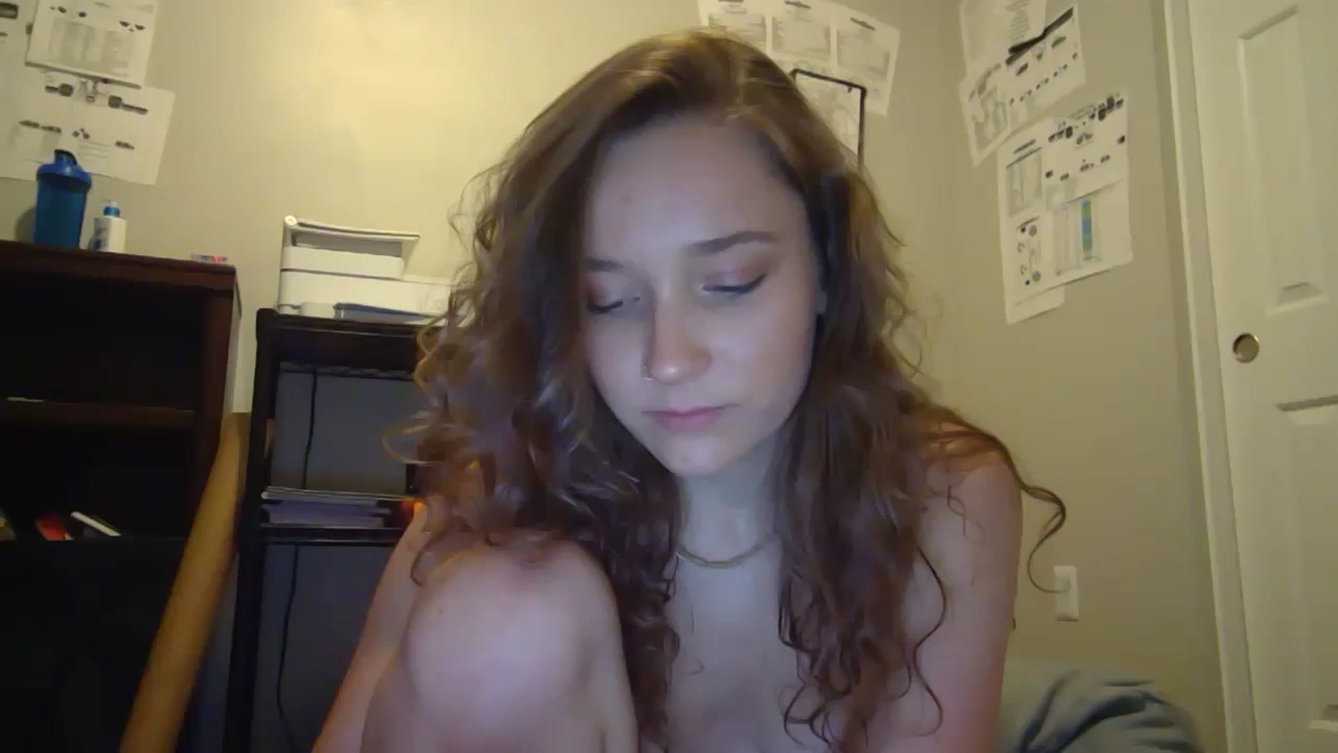 Gallery image thumbnail from hornyhippiexx's myfreecams stream on, 09/13/2023, 05:00 image 19 of 20
