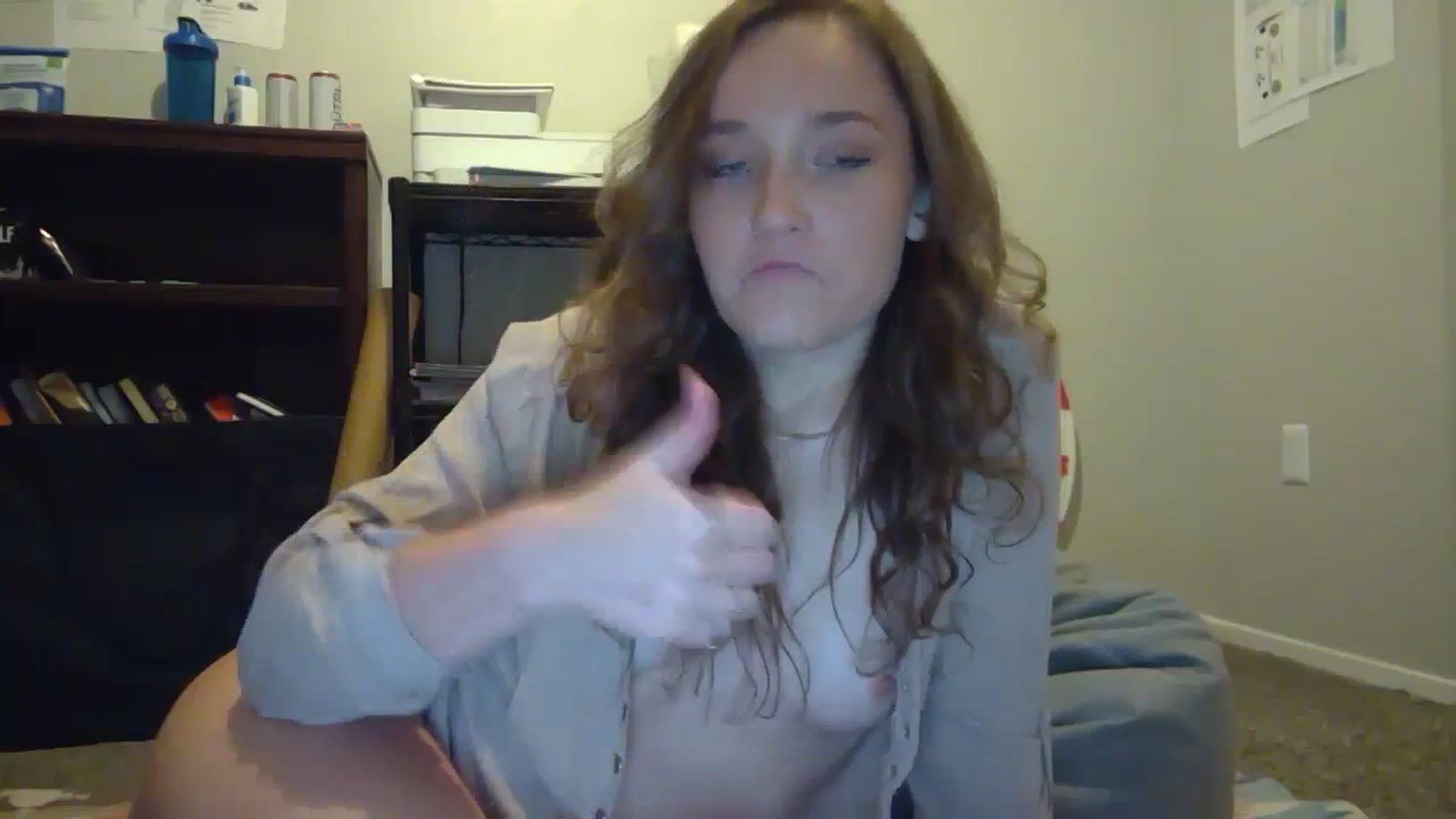 Gallery image thumbnail from hornyhippiexx's myfreecams stream on, 09/13/2023, 07:30 image 12 of 20