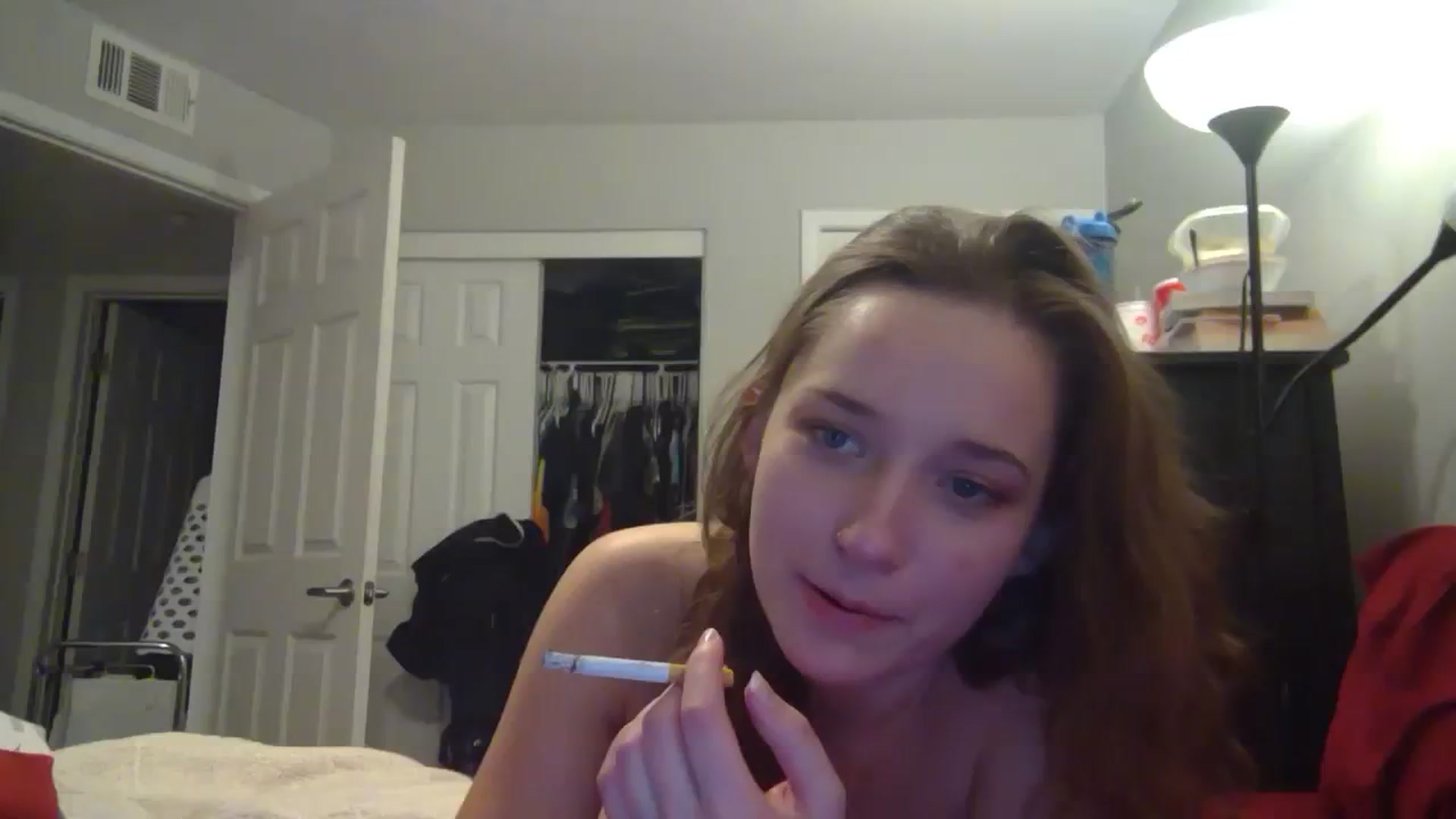 Gallery image thumbnail from hornyhippiexx's myfreecams stream on, 10/29/2023, 02:02 image 7 of 20