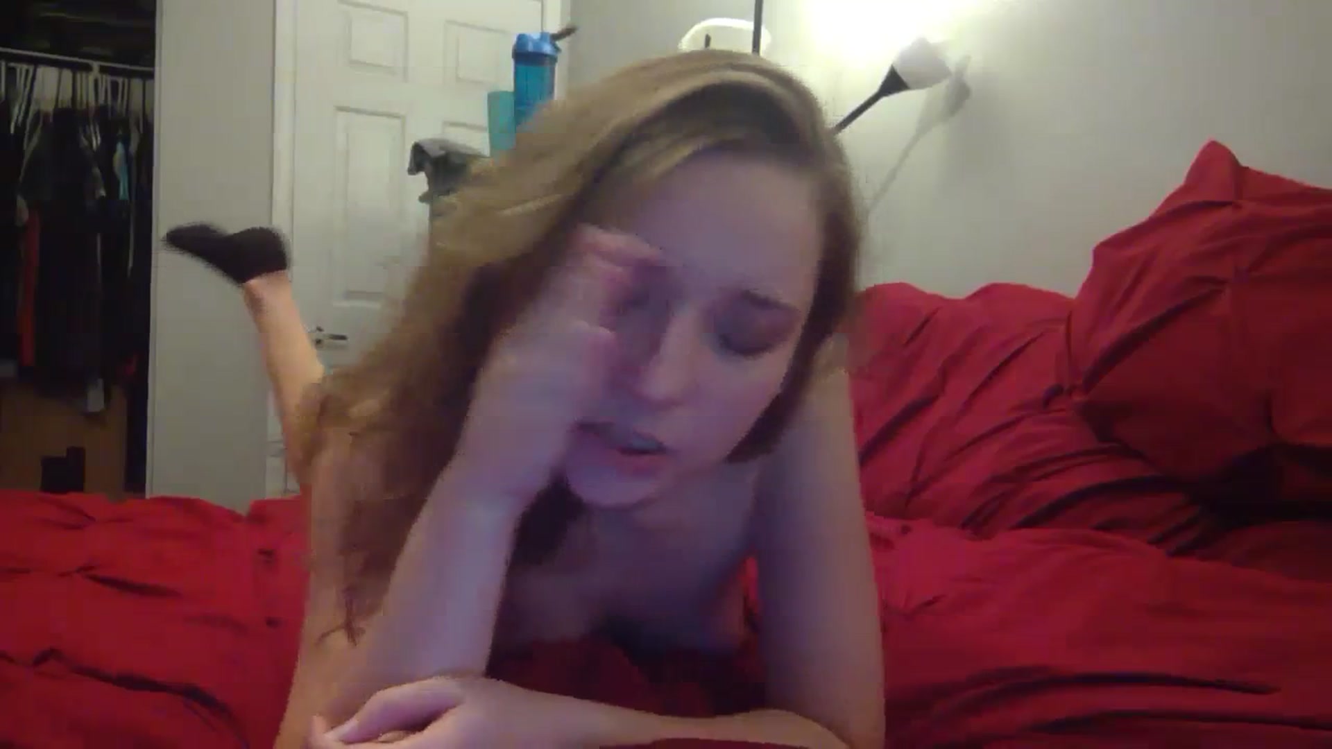 Gallery image thumbnail from hornyhippiexx's myfreecams stream on, 10/29/2023, 02:18 image 16 of 20