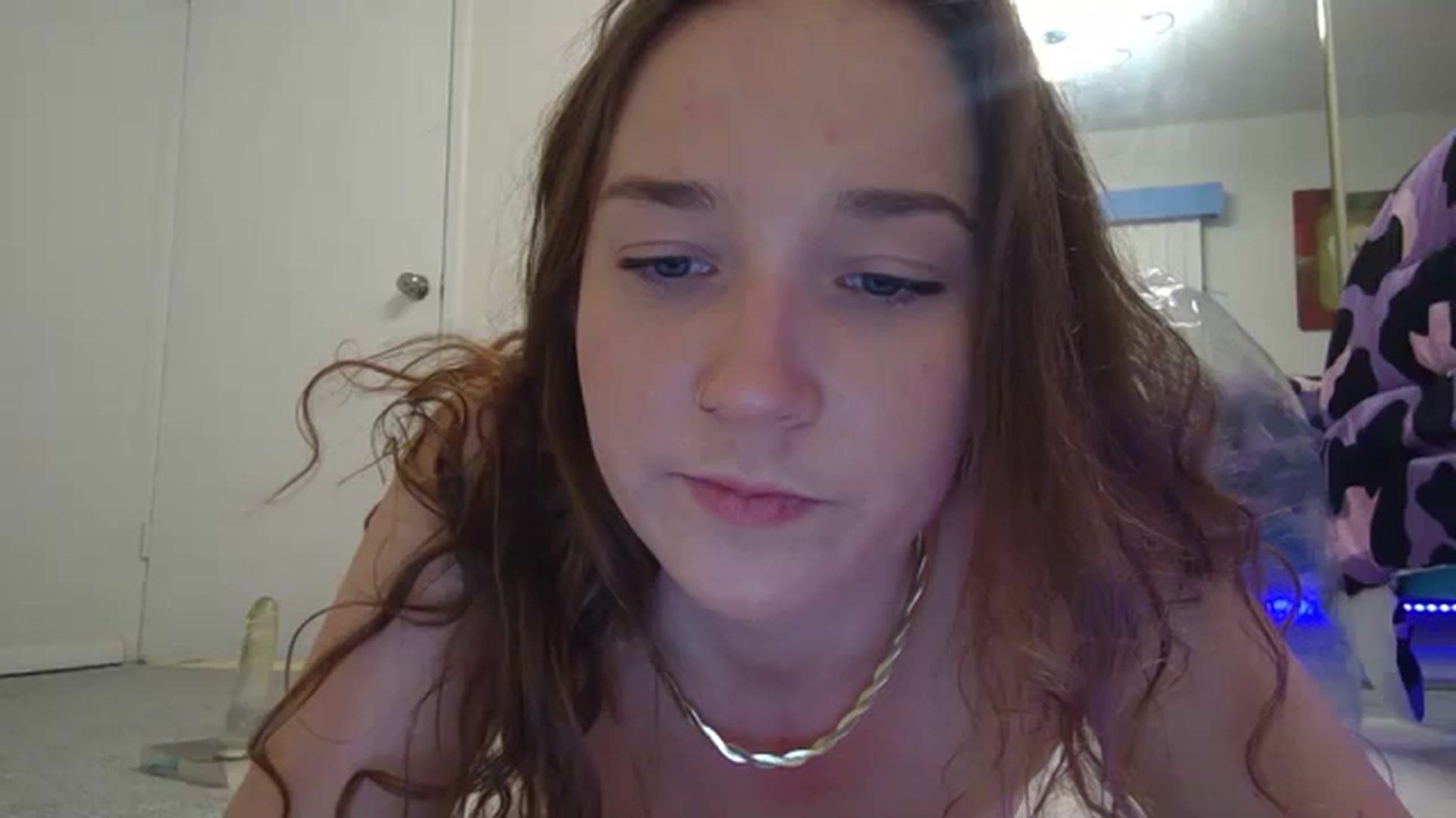 Gallery image thumbnail from hornyhippiexx's myfreecams stream on, 11/26/2023, 07:38 image 1 of 20