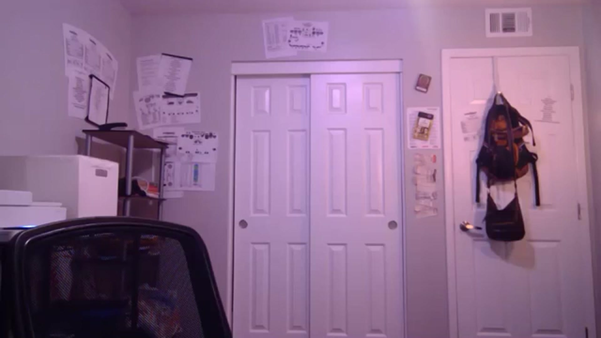 Gallery image thumbnail from hornyhippiexx's myfreecams stream on, 12/08/2023, 07:51 image 4 of 20