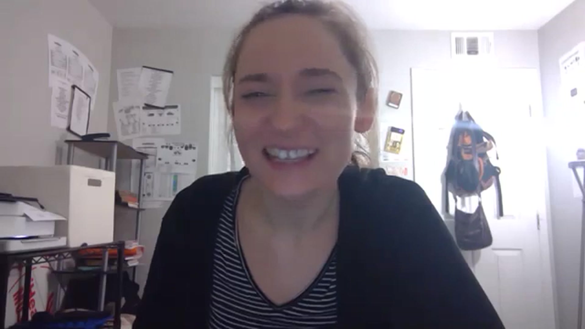 Gallery image thumbnail from hornyhippiexx's myfreecams stream on, 12/13/2023, 08:53 image 18 of 20