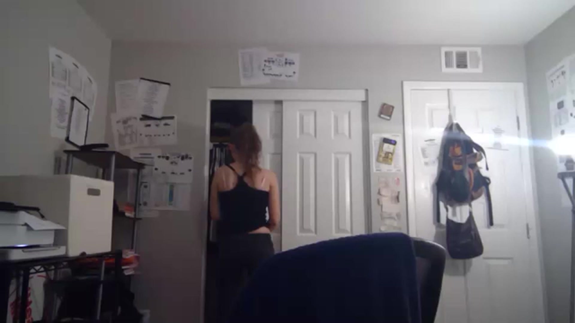 Gallery image thumbnail from hornyhippiexx's myfreecams stream on, 12/13/2023, 08:53 image 2 of 20
