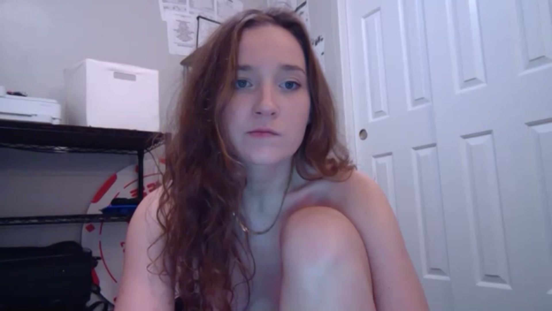 Gallery image thumbnail from hornyhippiexx's myfreecams stream on, 12/24/2023, 09:00 image 8 of 20