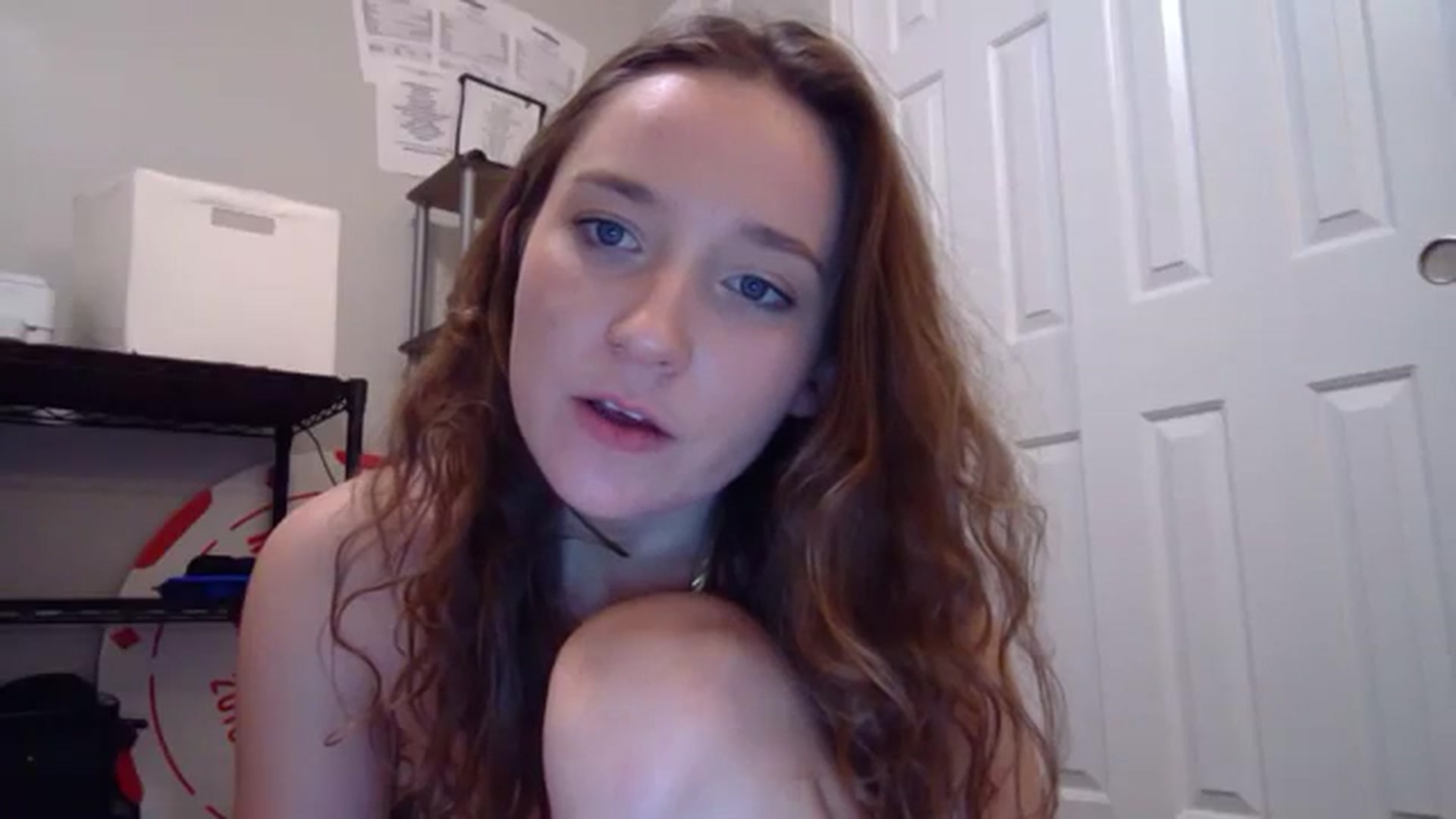 Gallery image thumbnail from hornyhippiexx's myfreecams stream on, 12/24/2023, 09:24 image 20 of 20