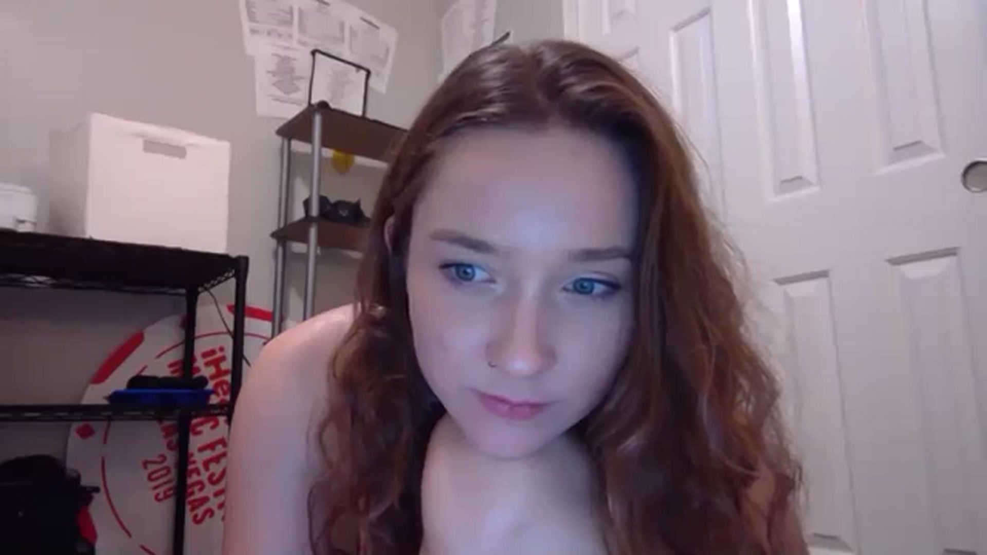 Gallery image thumbnail from hornyhippiexx's myfreecams stream on, 12/24/2023, 09:24 image 19 of 20