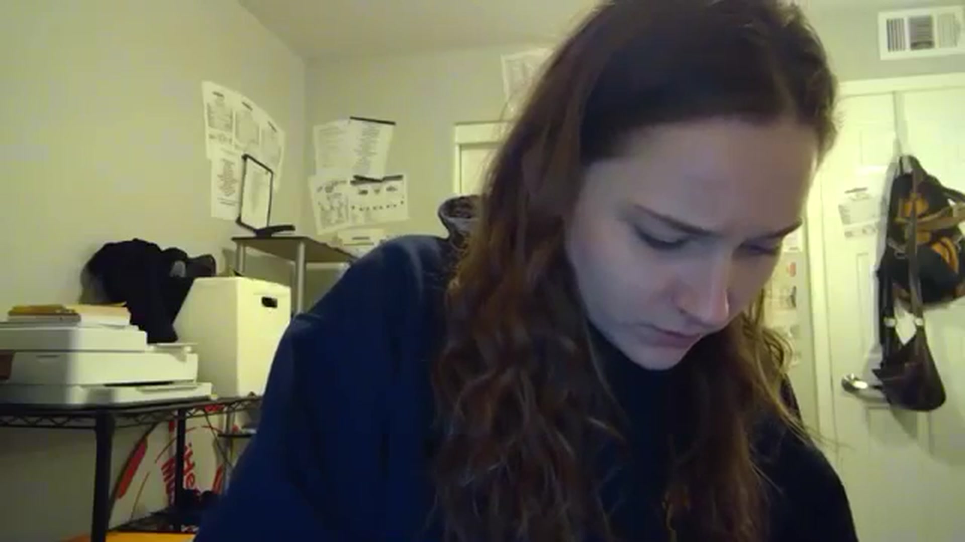 Gallery image thumbnail from hornyhippiexx's myfreecams stream on, 01/16/2024, 04:30 image 5 of 20