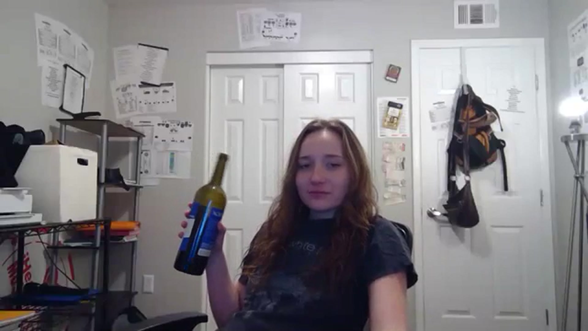 Gallery image thumbnail from hornyhippiexx's myfreecams stream on, 01/16/2024, 04:30 image 16 of 20