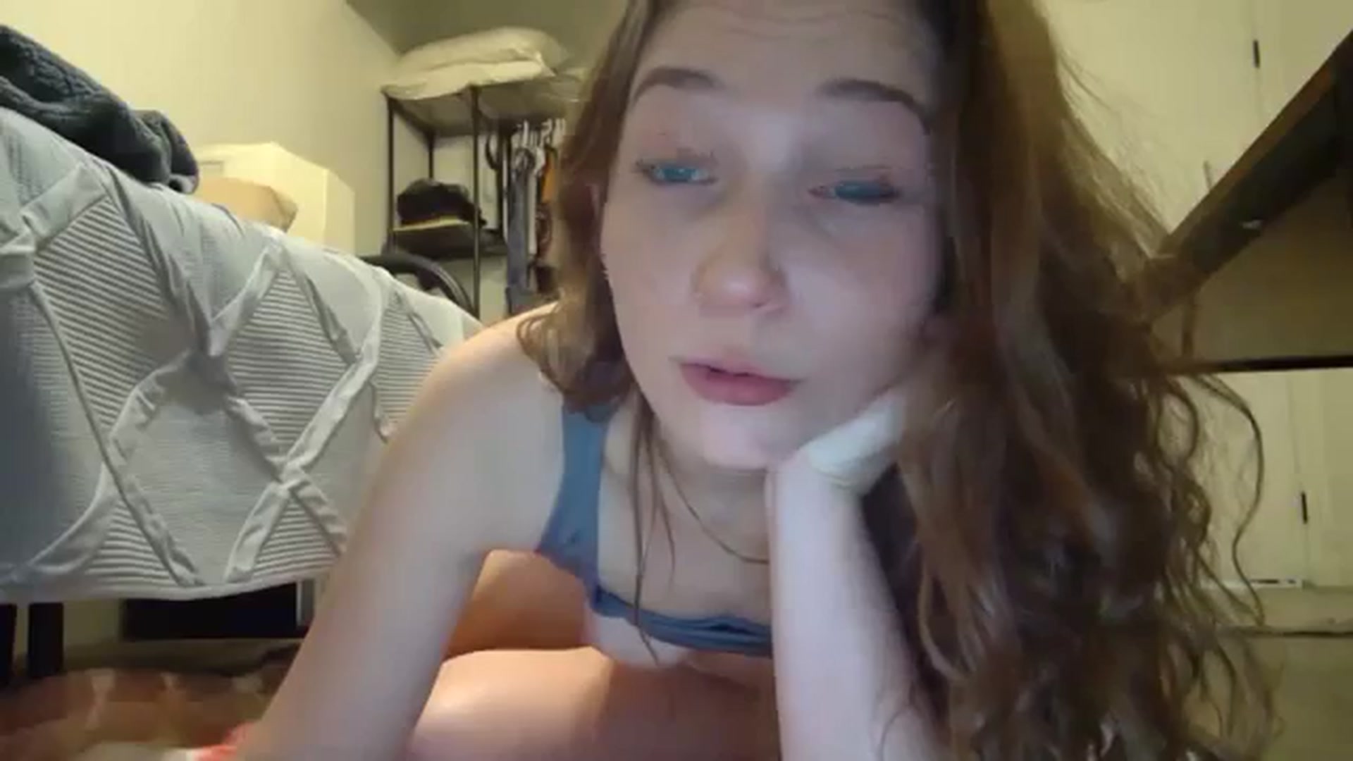 Gallery image thumbnail from hornyhippiexx's myfreecams stream on, 01/30/2024, 07:01 image 9 of 20