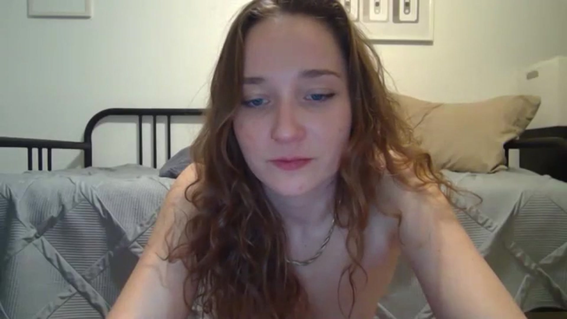 Gallery image thumbnail from hornyhippiexx's myfreecams stream on, 01/30/2024, 08:03 image 3 of 20