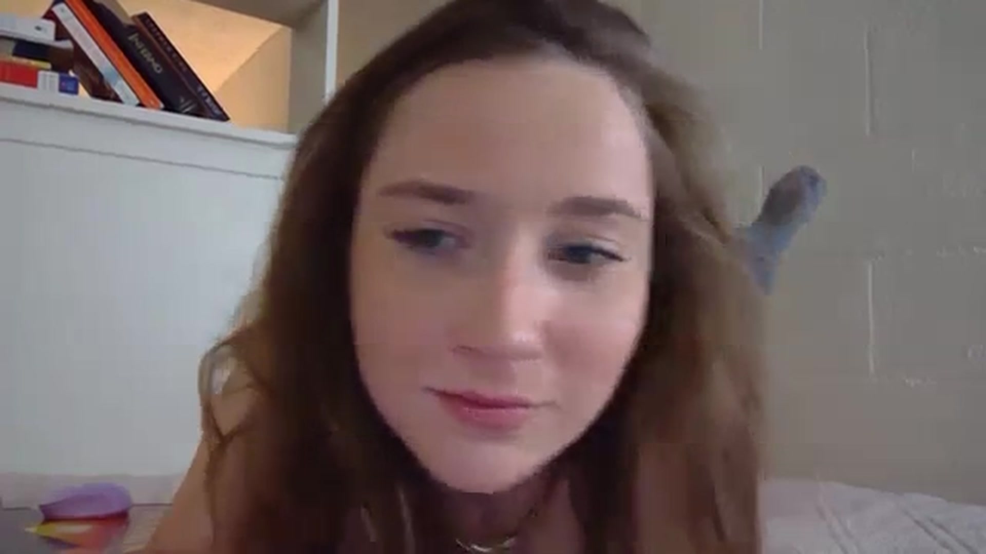 Gallery image thumbnail from hornyhippiexx's myfreecams stream on, 02/11/2024, 08:22 image 17 of 20