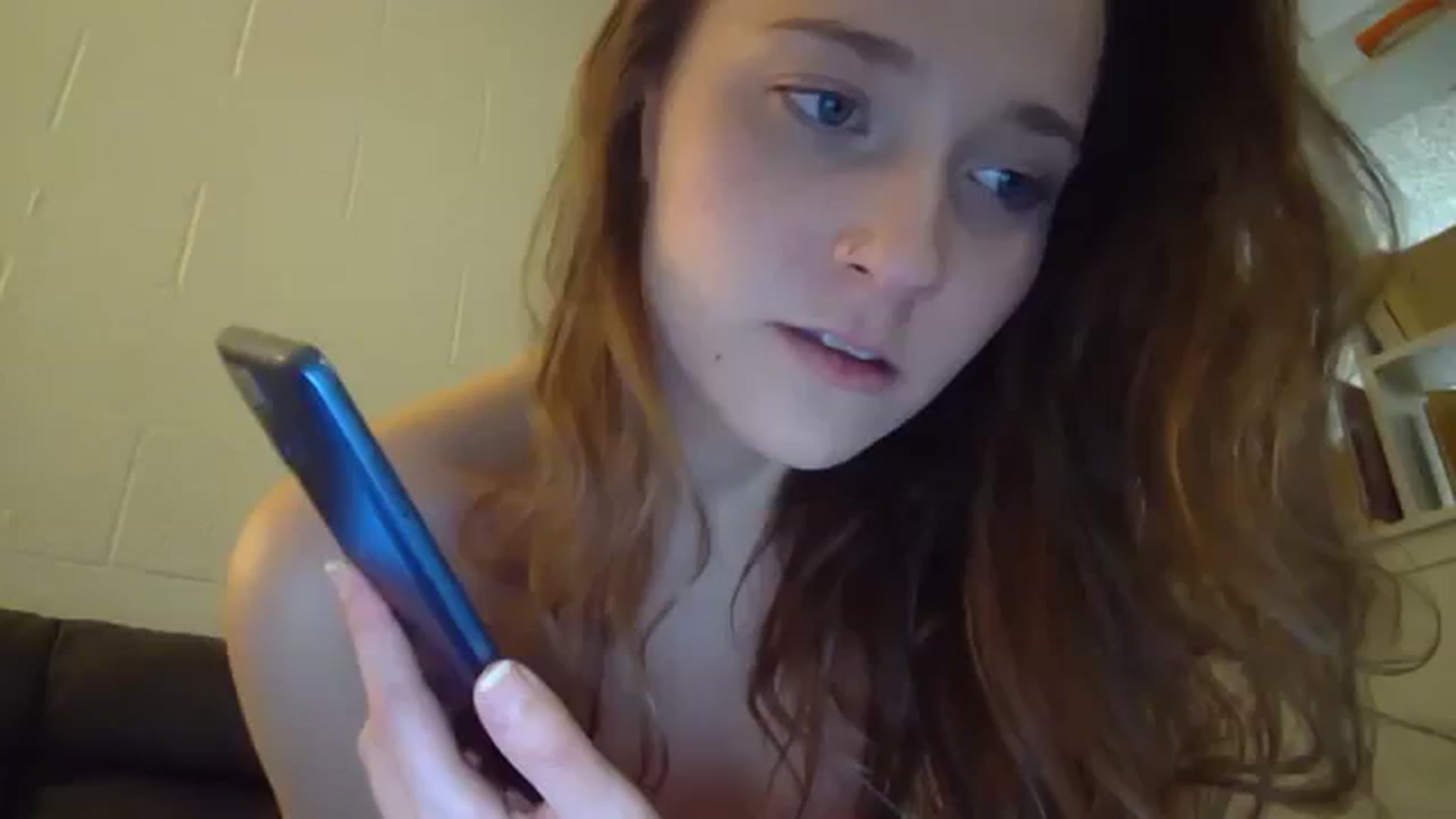 Gallery image thumbnail from hornyhippiexx's myfreecams stream on, 02/17/2024, 04:07 image 11 of 20