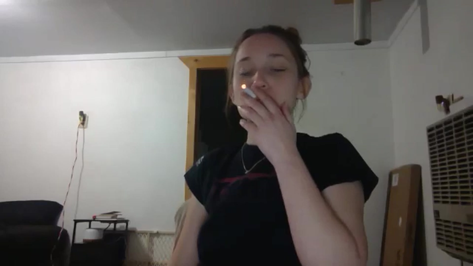 Gallery image thumbnail from hornyhippiexx's myfreecams stream on, 09/29/2024, 09:05 image 2 of 20