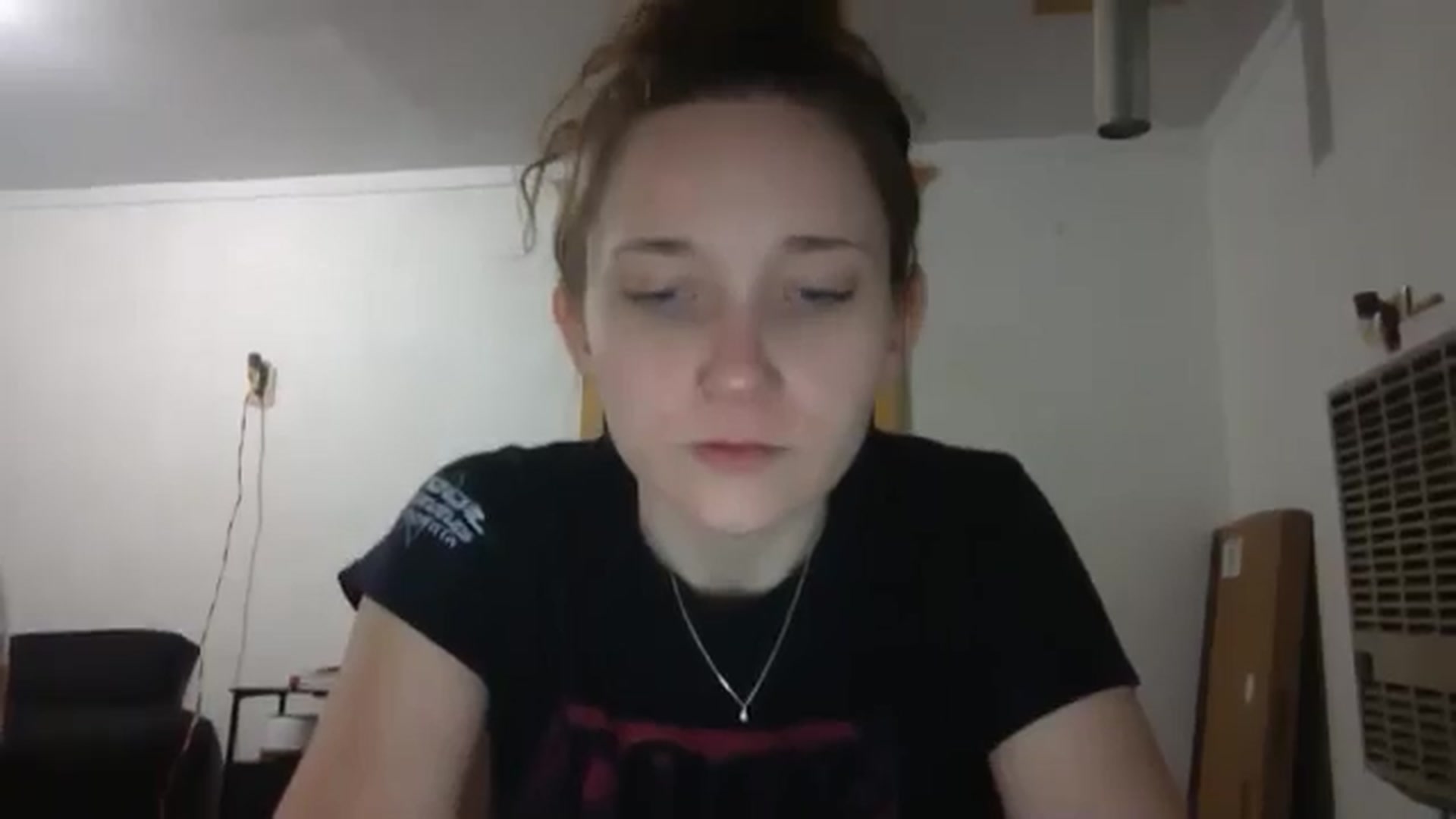 Gallery image thumbnail from hornyhippiexx's myfreecams stream on, 09/29/2024, 09:05 image 7 of 20