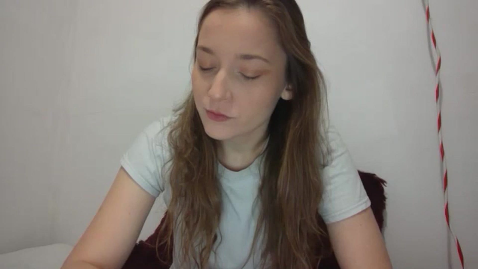 Gallery image thumbnail from hornyhippiexx's myfreecams stream on, 10/18/2024, 08:37 image 3 of 20