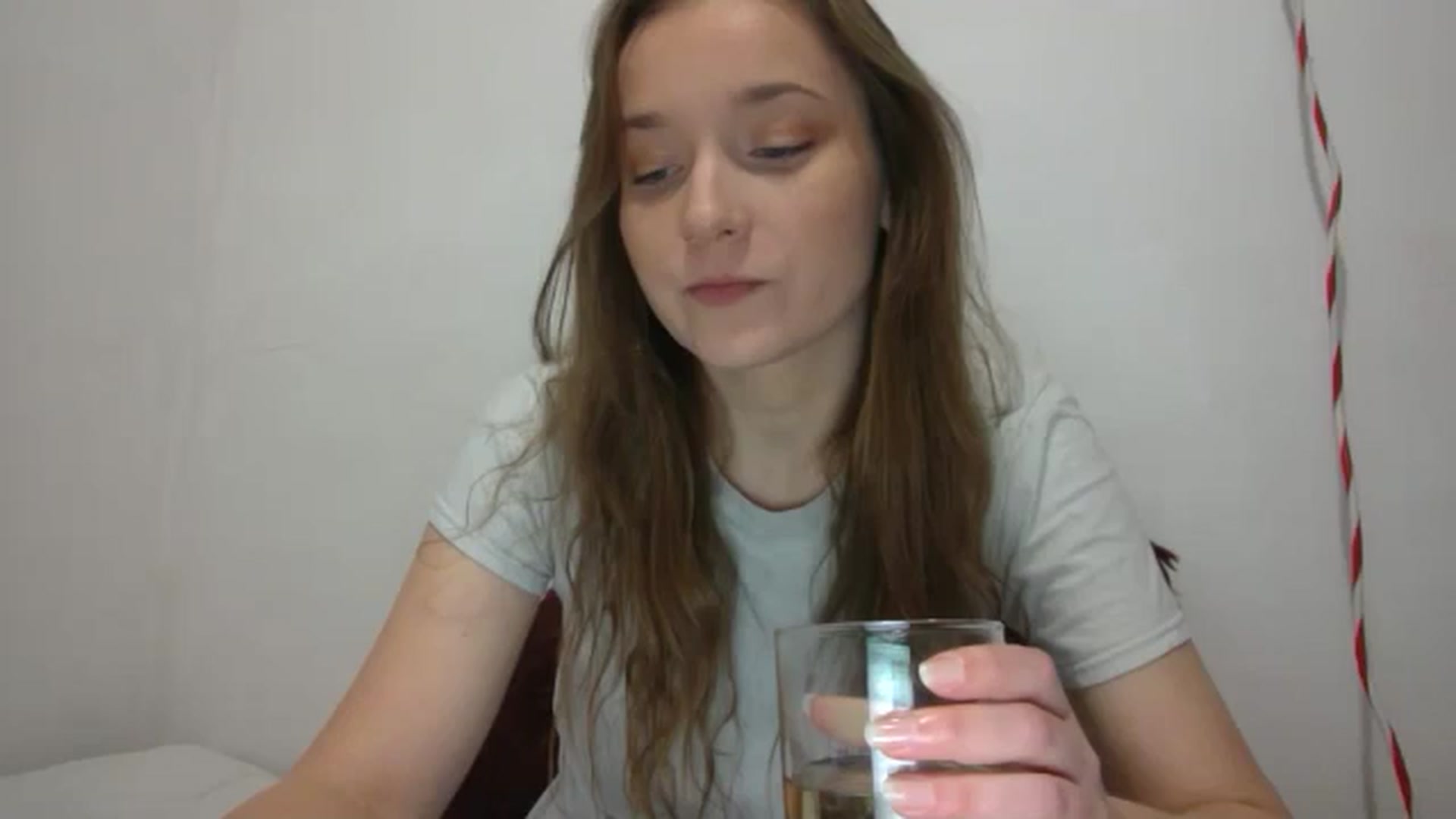 Gallery image thumbnail from hornyhippiexx's myfreecams stream on, 10/18/2024, 08:37 image 1 of 20